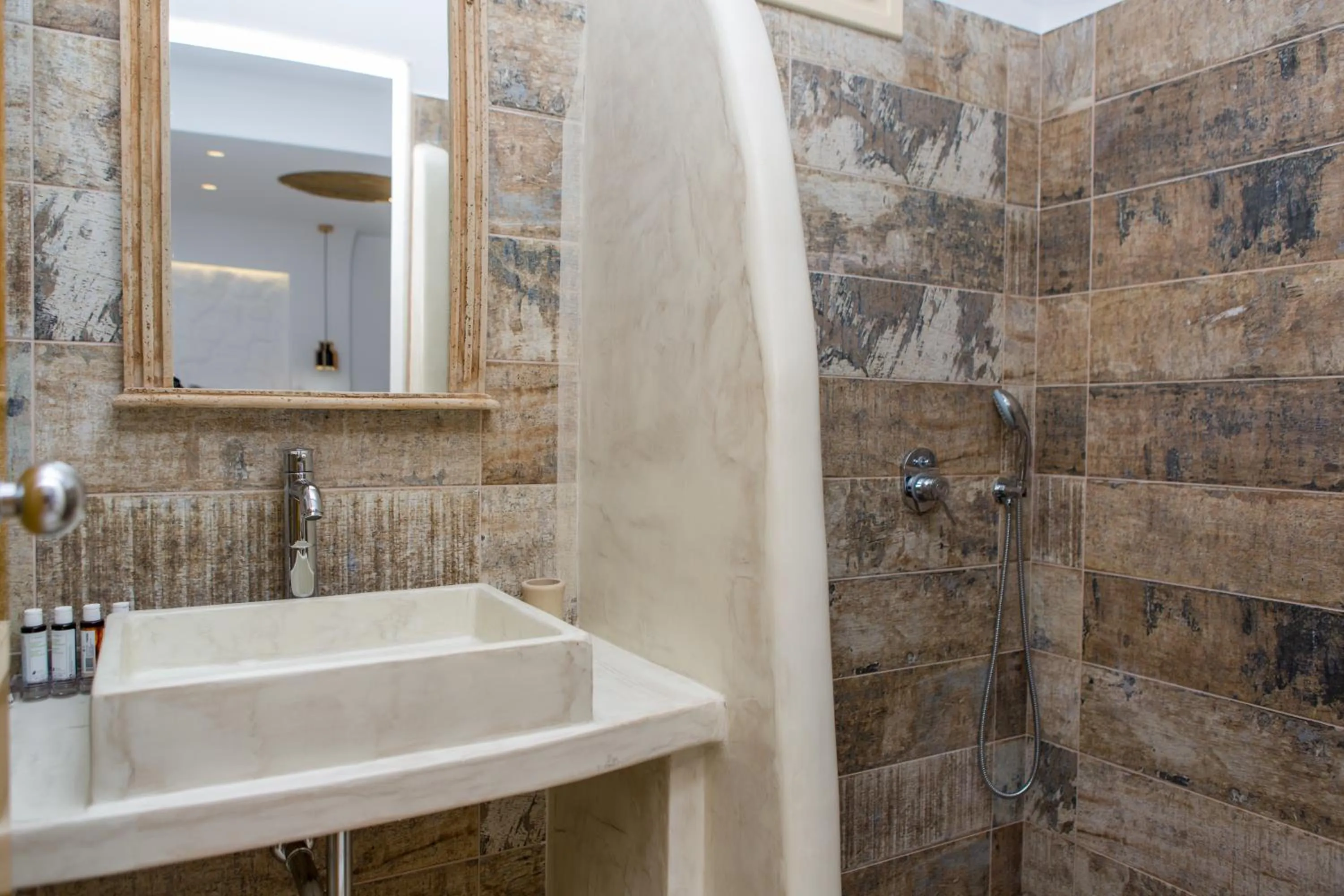 Bathroom in Korali Hotel