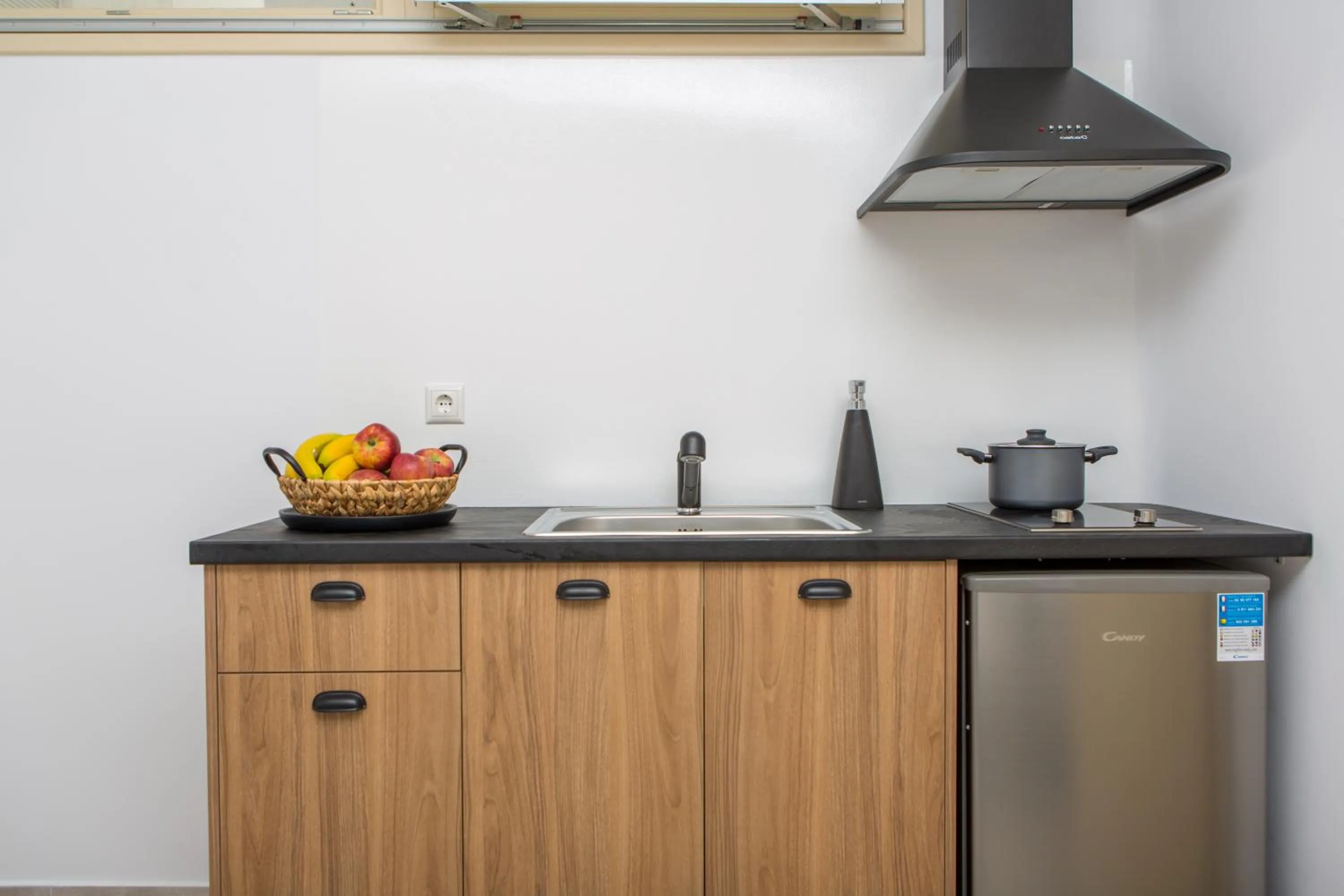 Kitchen or kitchenette in Korali Hotel