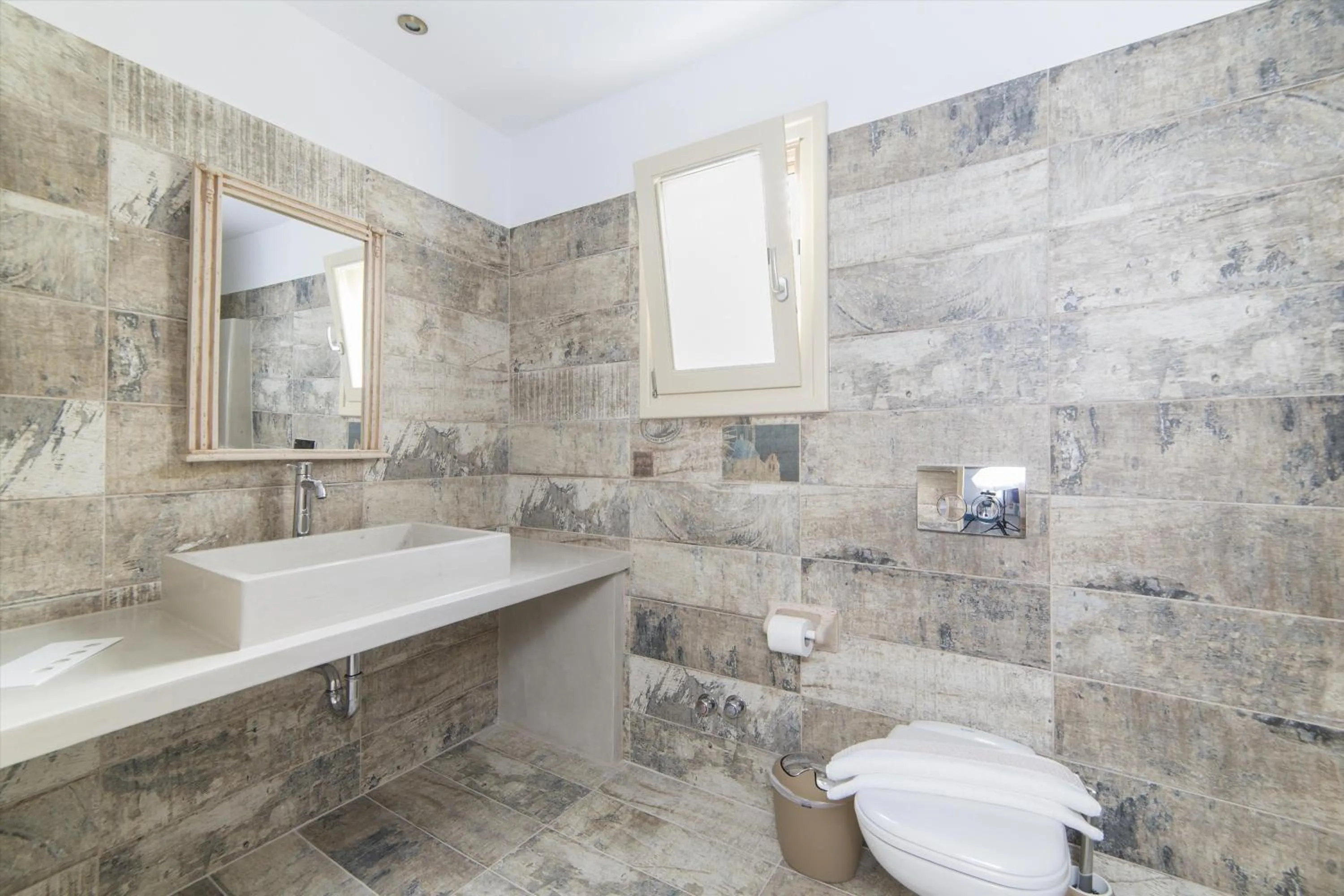 Bathroom in Korali Hotel