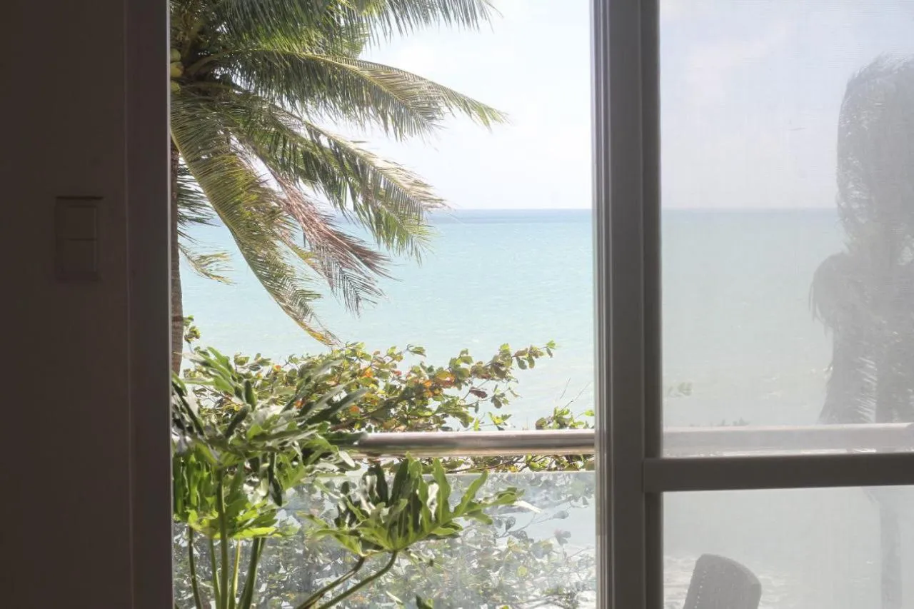 Balcony/Terrace in Happy Island Inn