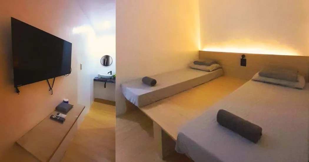 Bed in Happy Island Inn