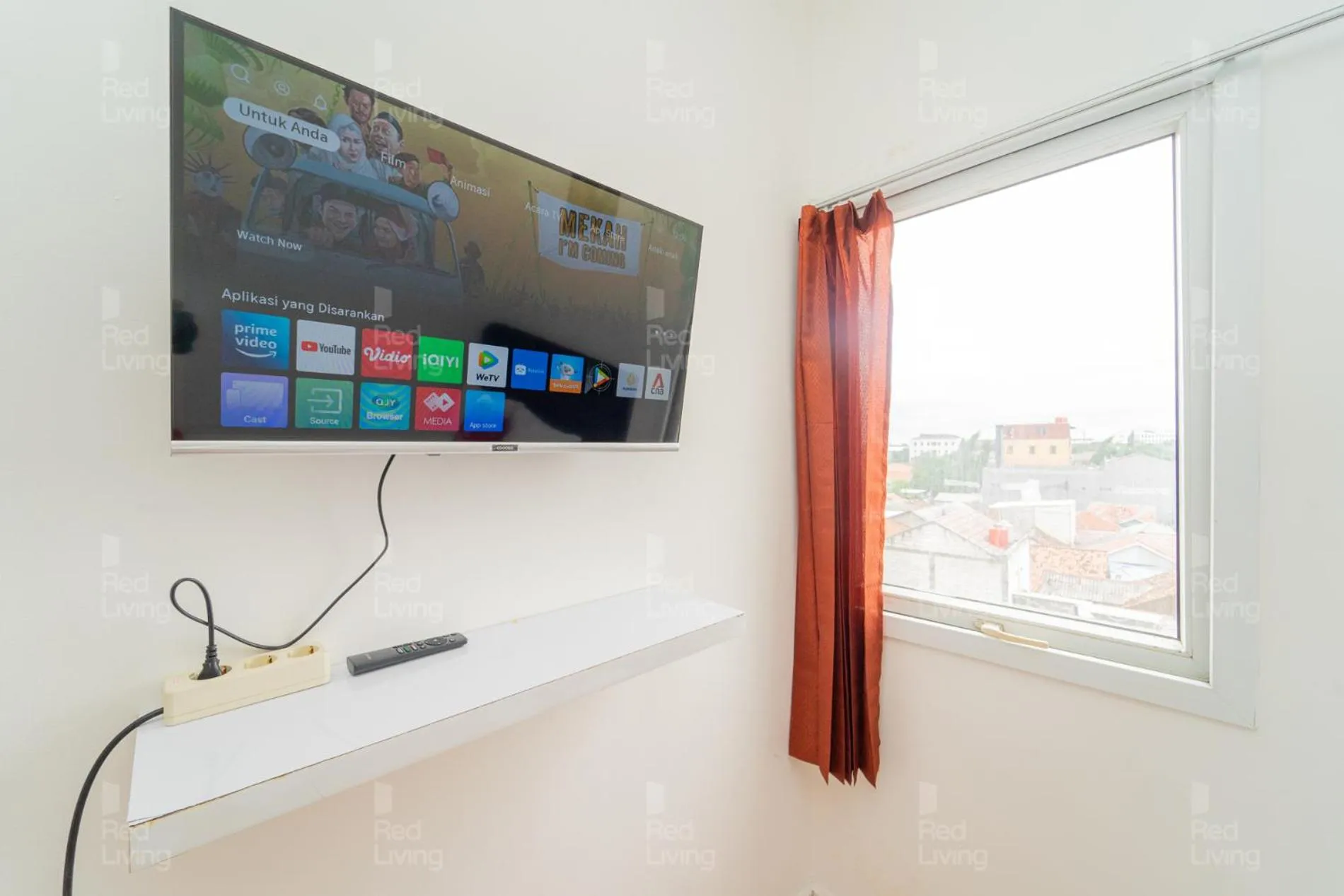 TV and multimedia in RedLiving Apartemen Aeropolis - Ivan Tower AR1