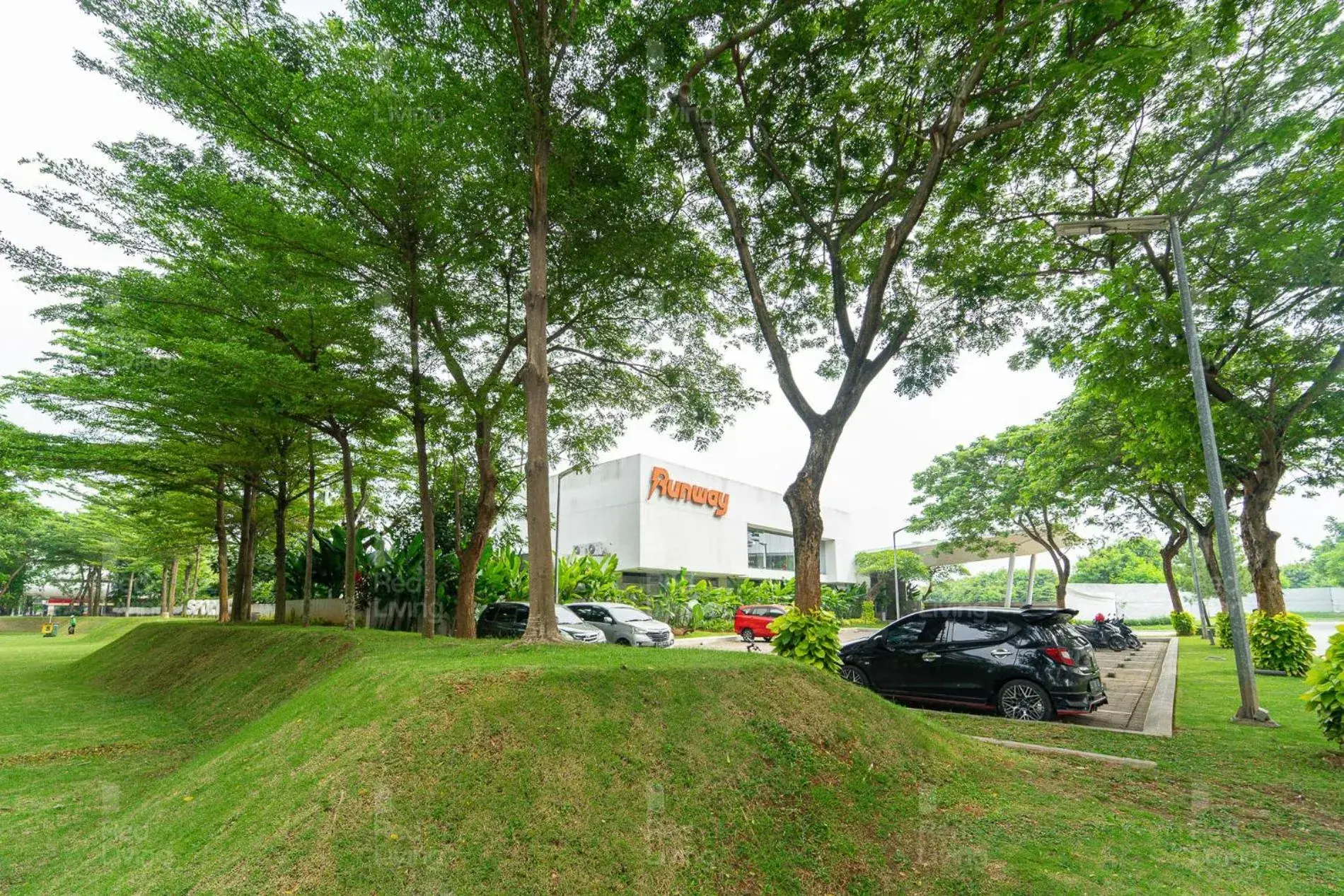 Property building in RedLiving Apartemen Aeropolis - Ivan Tower AR1 Property building in RedLiving Apartemen Aeropolis - Ivan Tower AR1