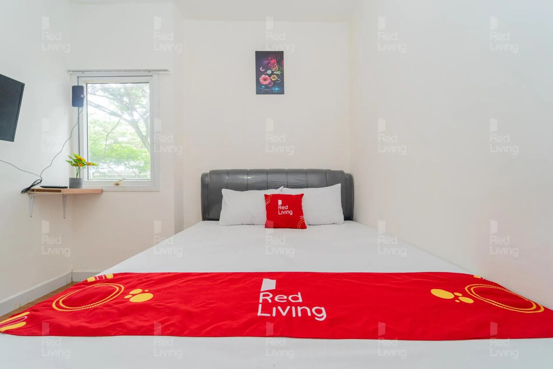 Bedroom, Bed in RedLiving Apartemen Aeropolis - Ivan Tower AR1