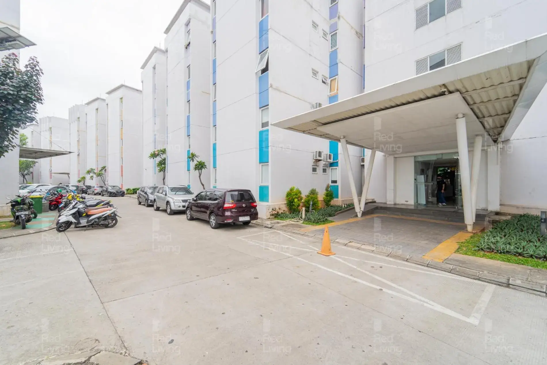 Property building in RedLiving Apartemen Aeropolis - Ivan Tower AR1 Property building in RedLiving Apartemen Aeropolis - Ivan Tower AR1