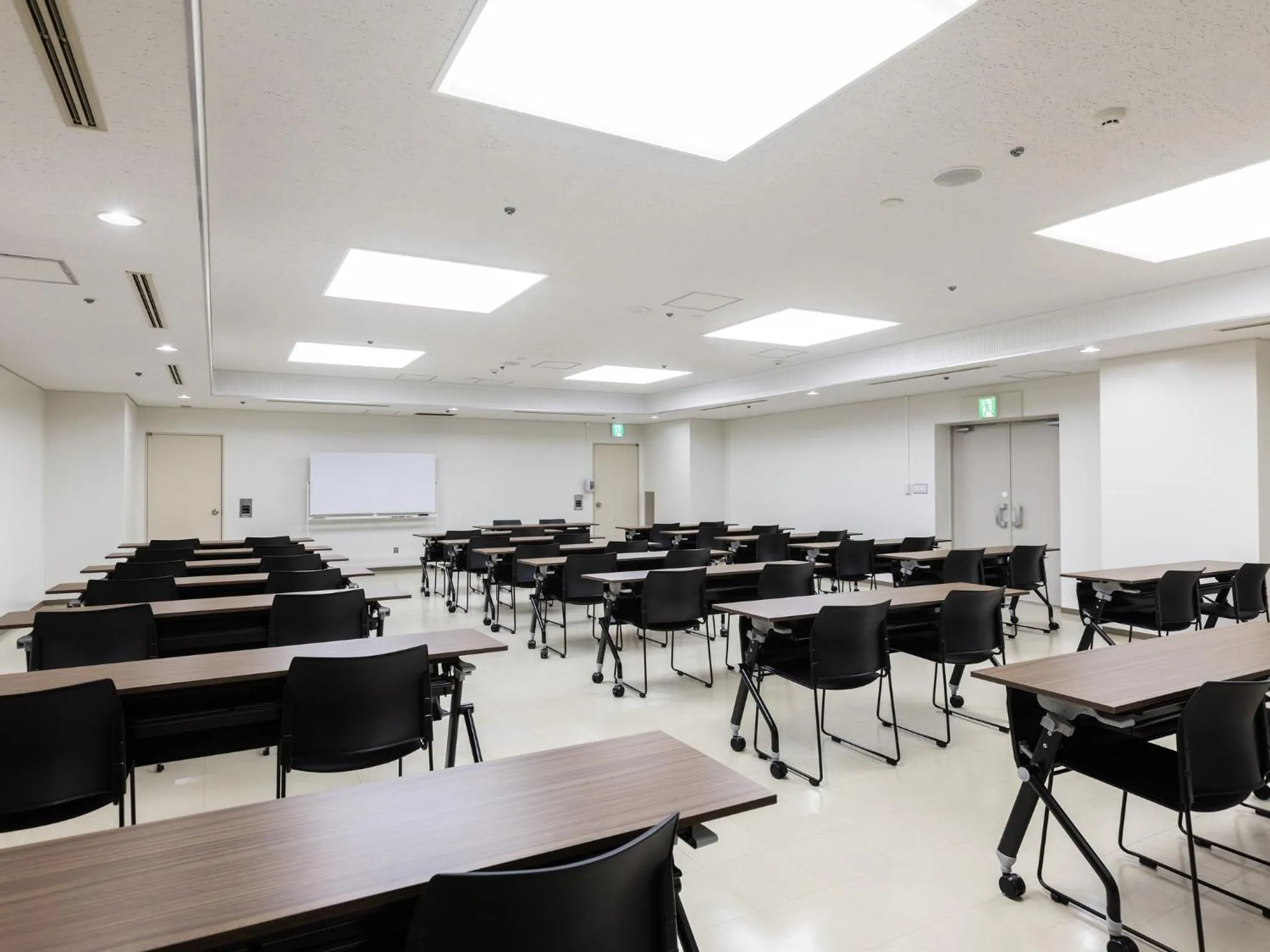 Meeting/conference room in KOKO HOTEL Shizuoka - formerly Hotel Wing International Shizuoka