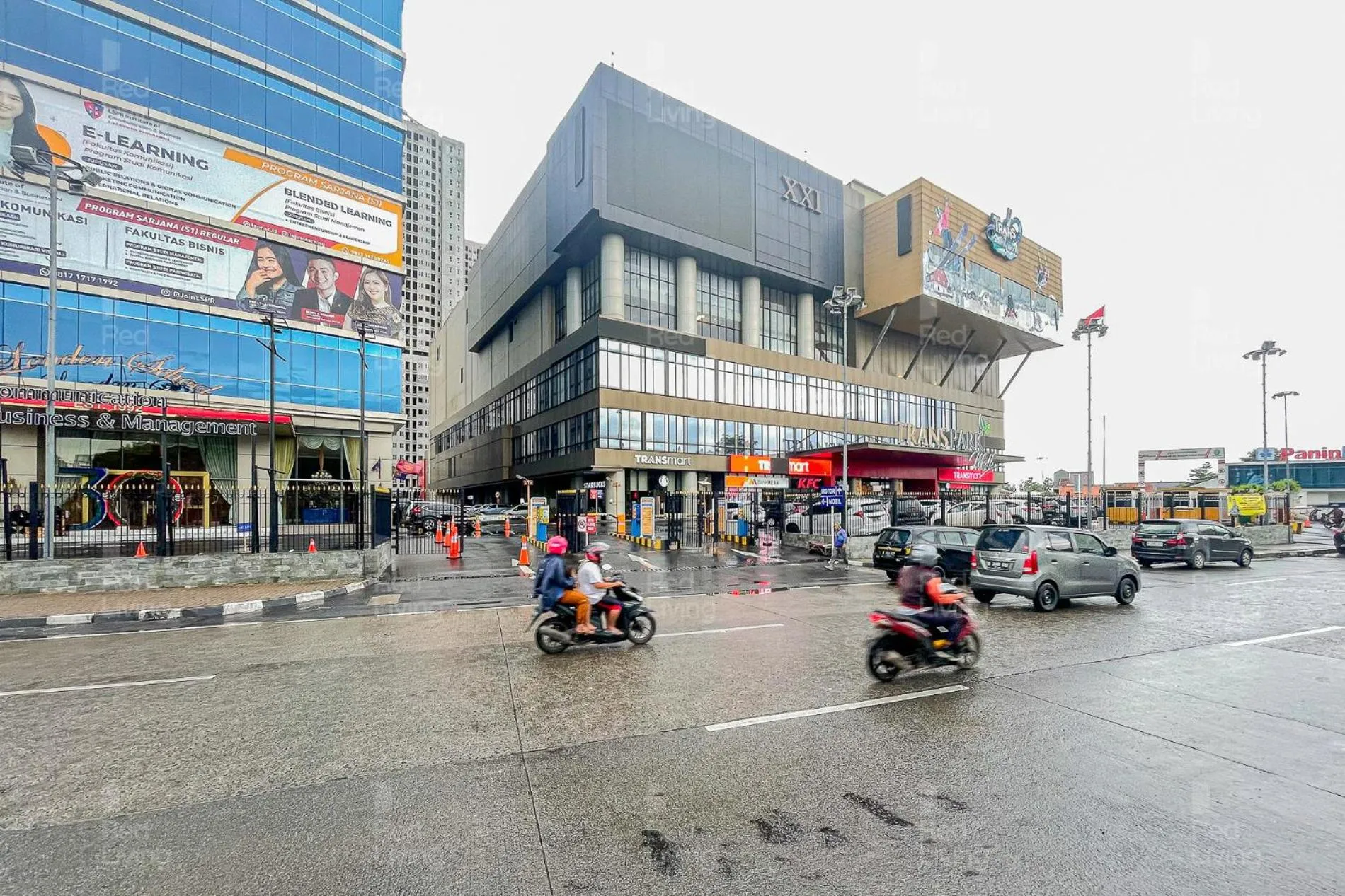 Property building in RedLiving Apartemen Transpark Juanda - F88 Tower Jade