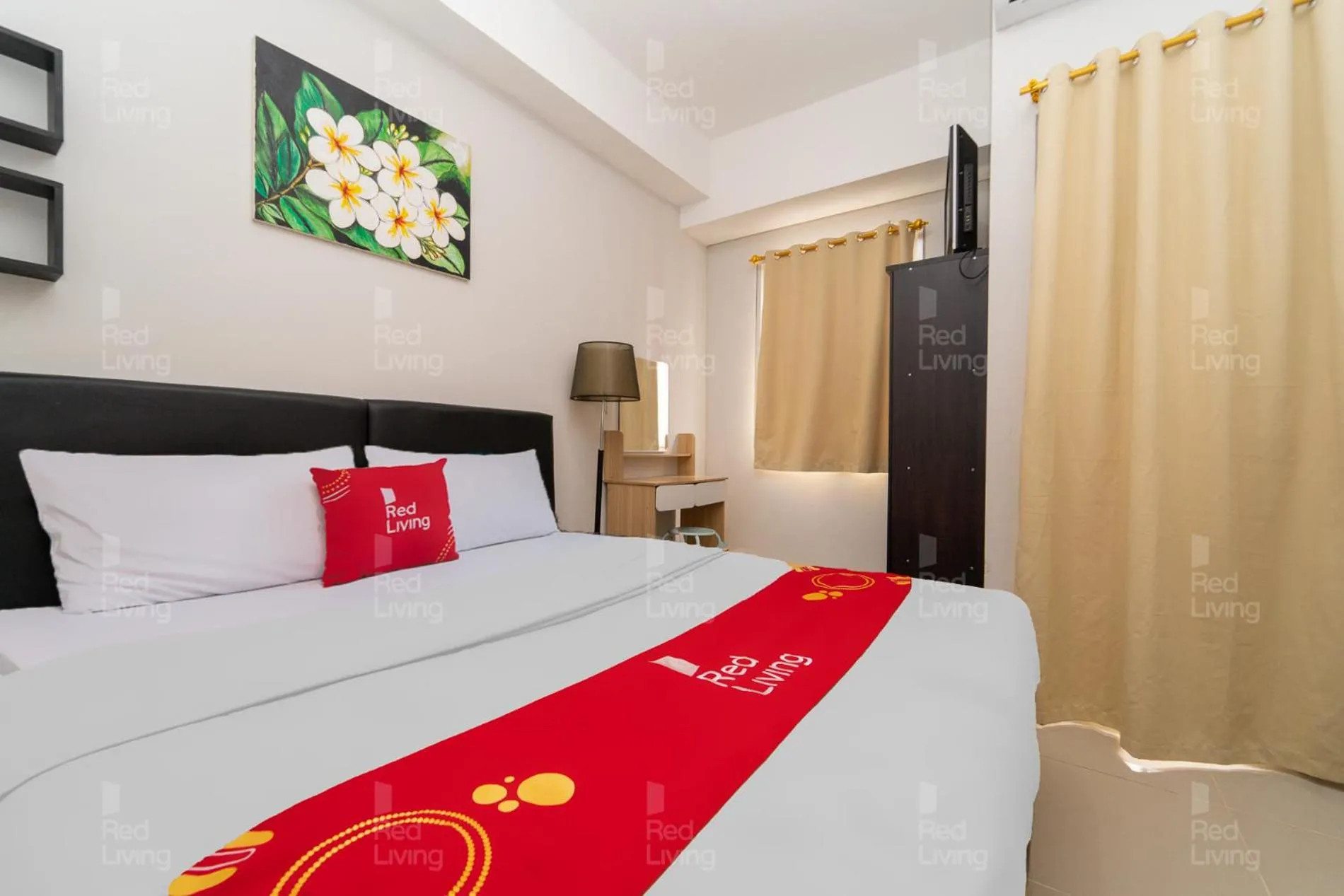 RedLiving Apartemen Transpark Juanda - F88 Tower Jade