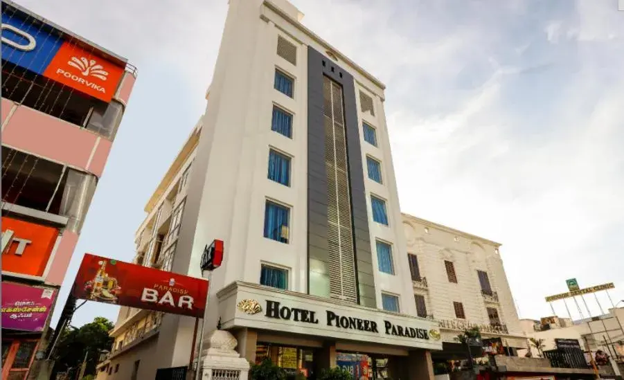 HOTEL PIONEER PARADISE HOTEL PIONEER PARADISE