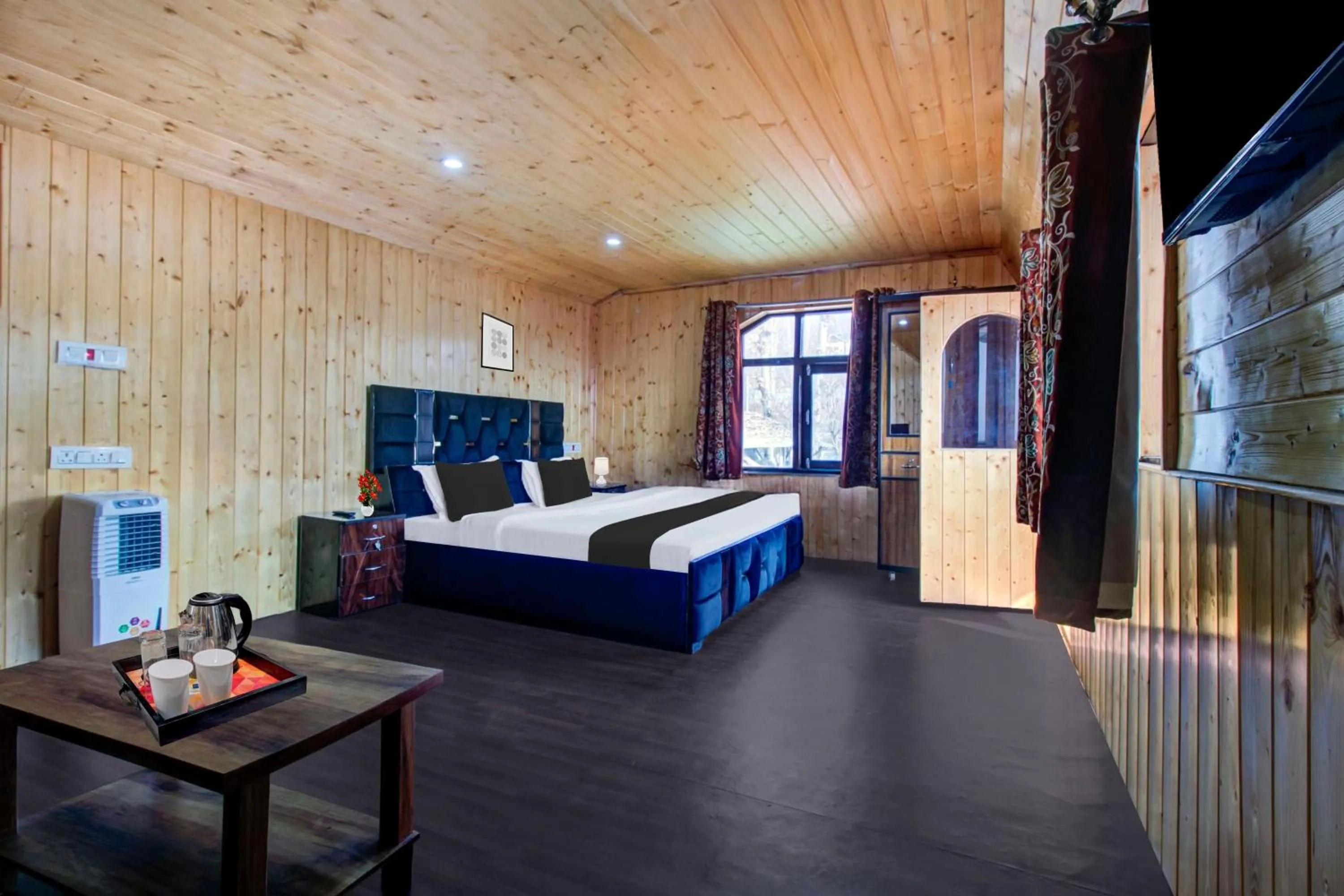 Bedroom, Bed in Collection O Brein Nishat Formerly Continental Guest House