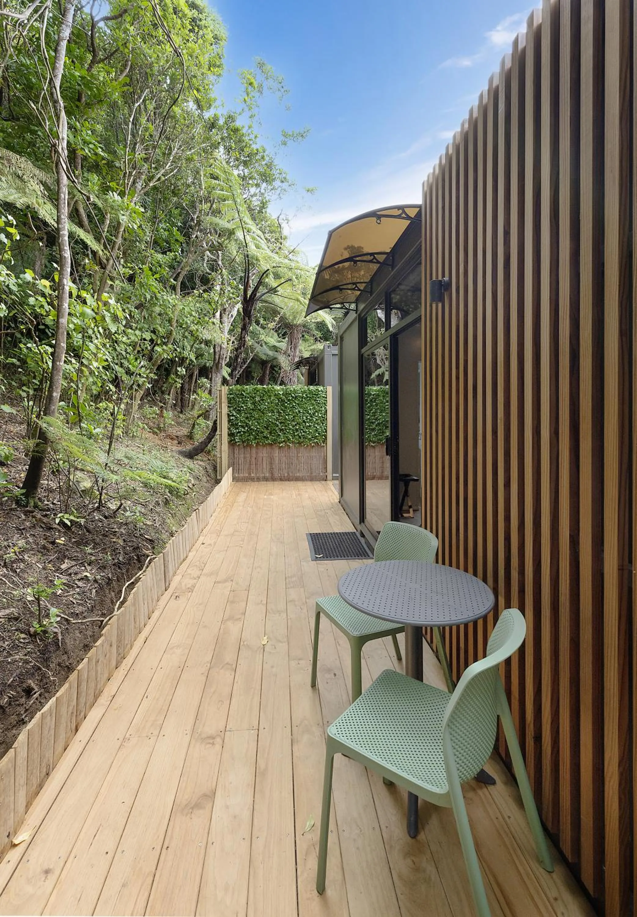 Dining area in 2 Peas In A Pod