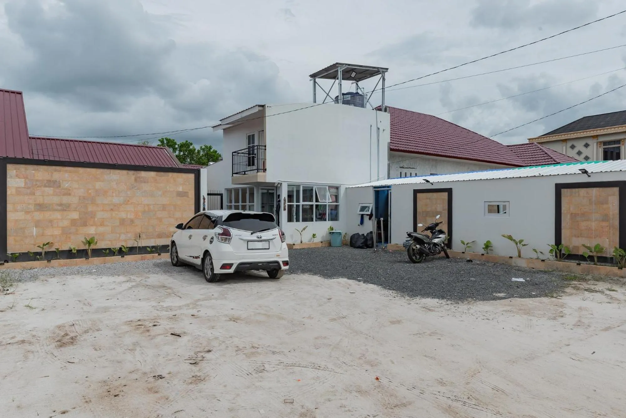 Property building in Urbanview Hotel Yoga Palangkaraya by RedDoorz