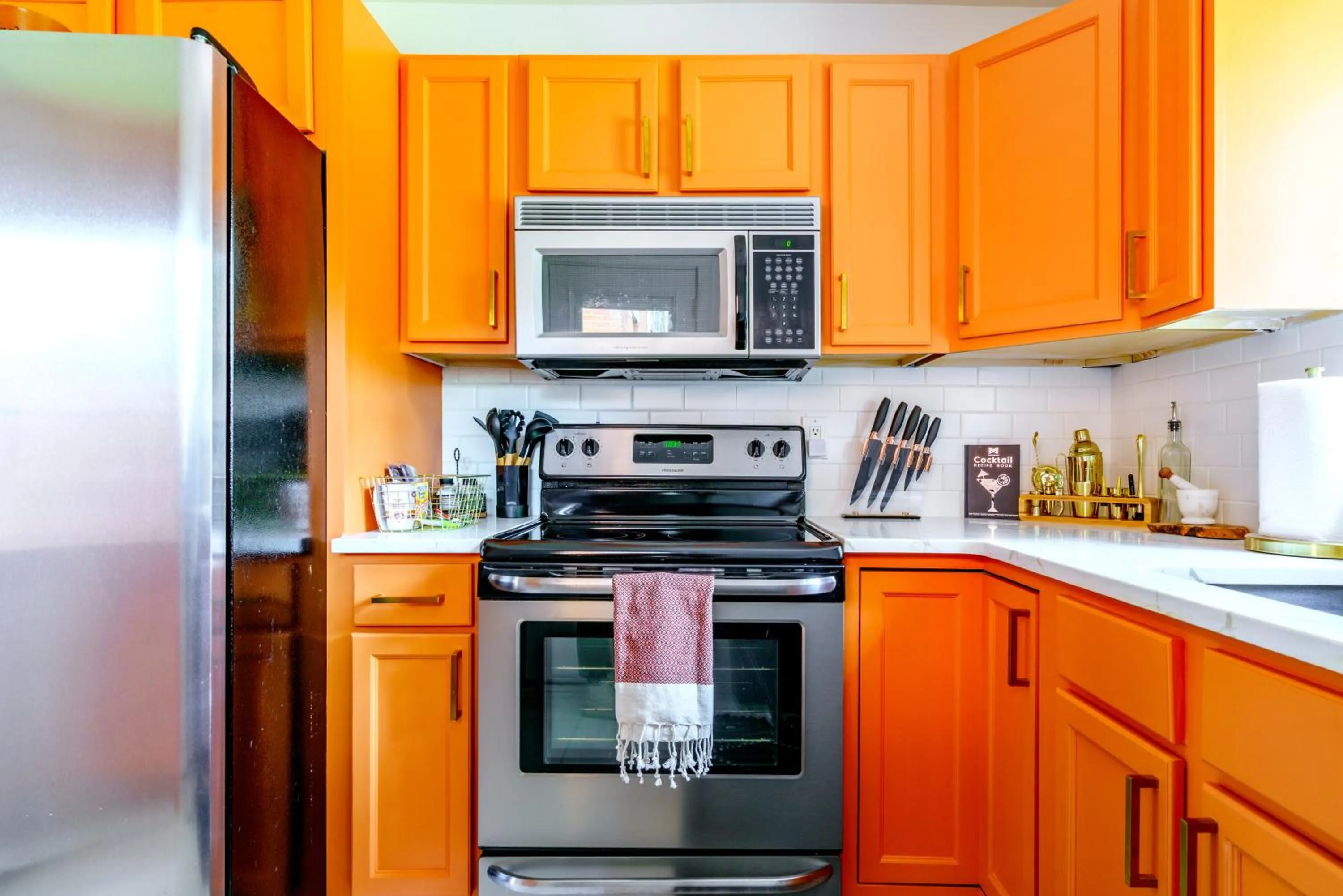dishwasher in Jungle House Urban Lofts - Short North & Convention Center