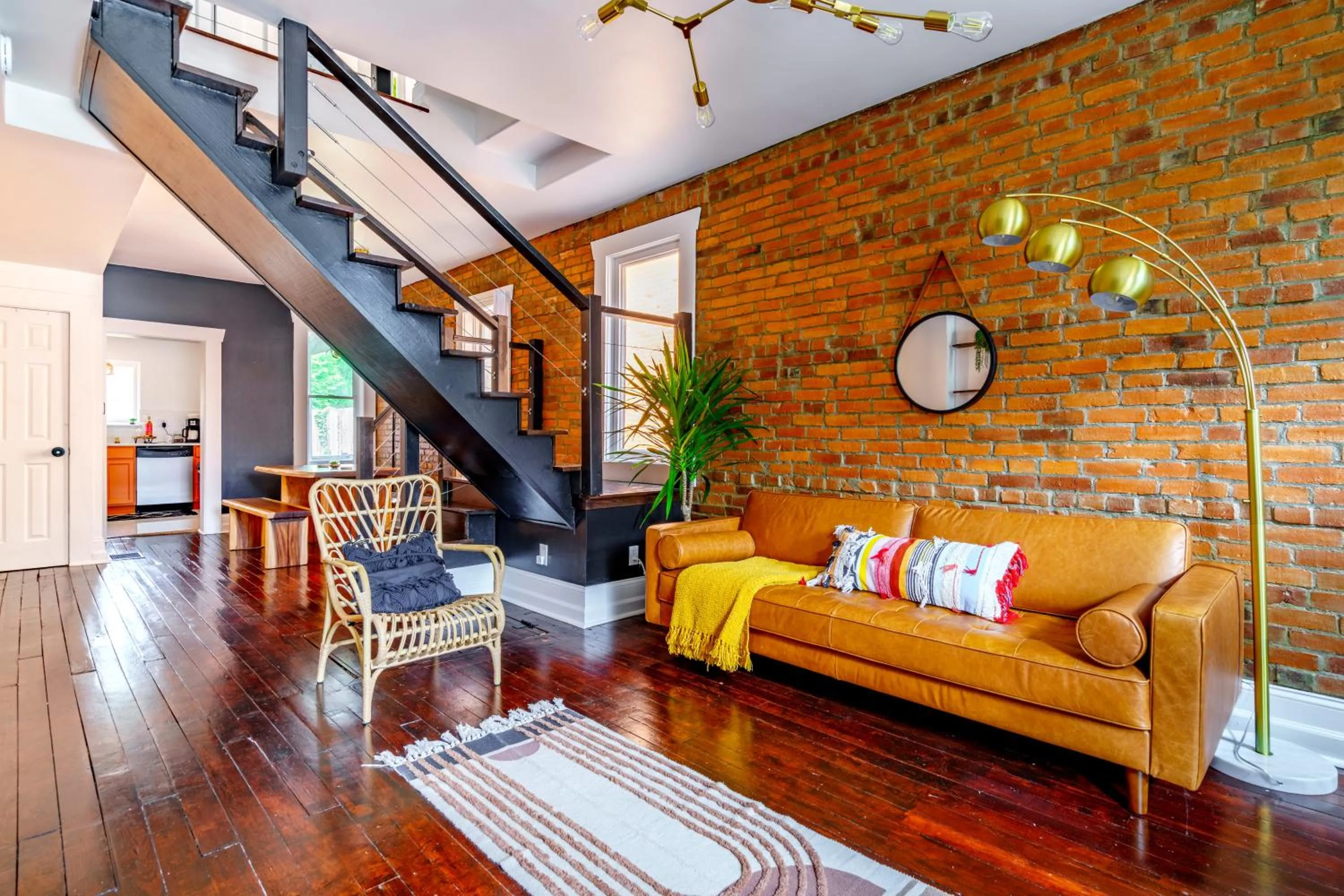 Living room in Jungle House Urban Lofts - Short North & Convention Center