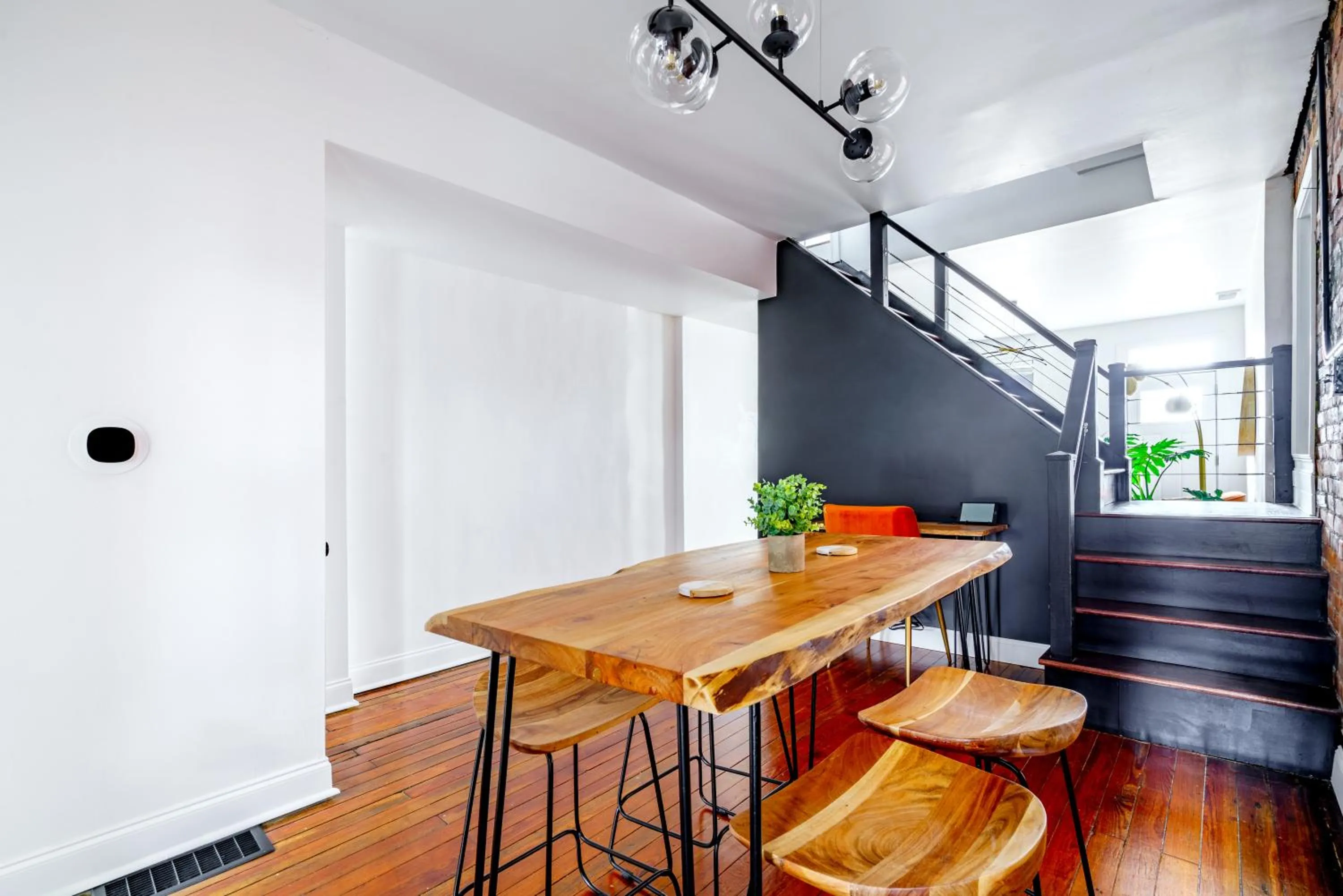 Kitchen or kitchenette in Jungle House Urban Lofts - Short North & Convention Center