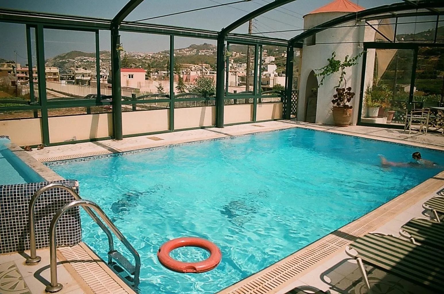 Swimming pool in Dioskouroi Apts