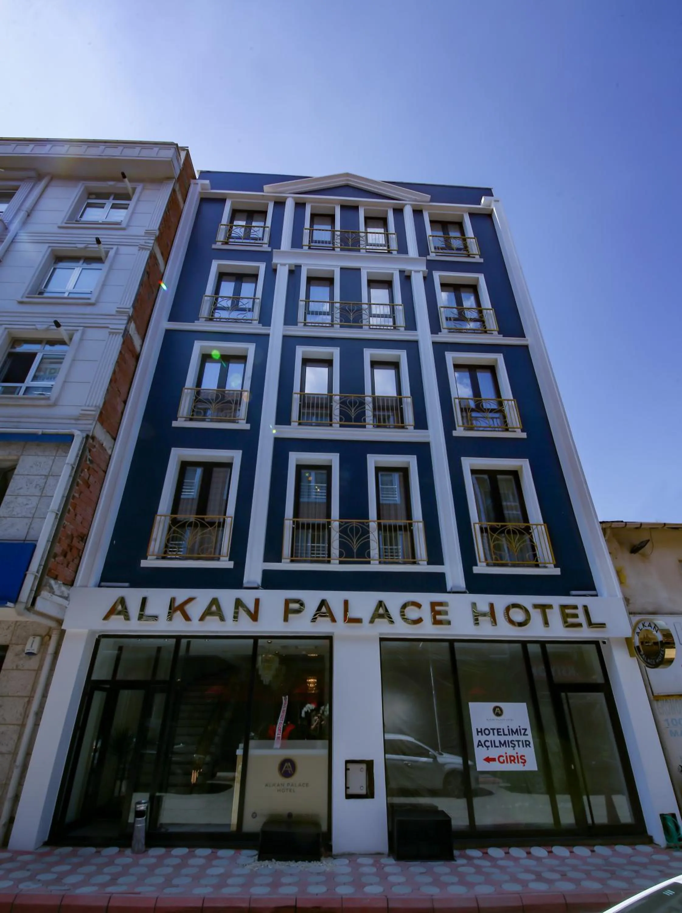 ALKAN PALACE HOTEL