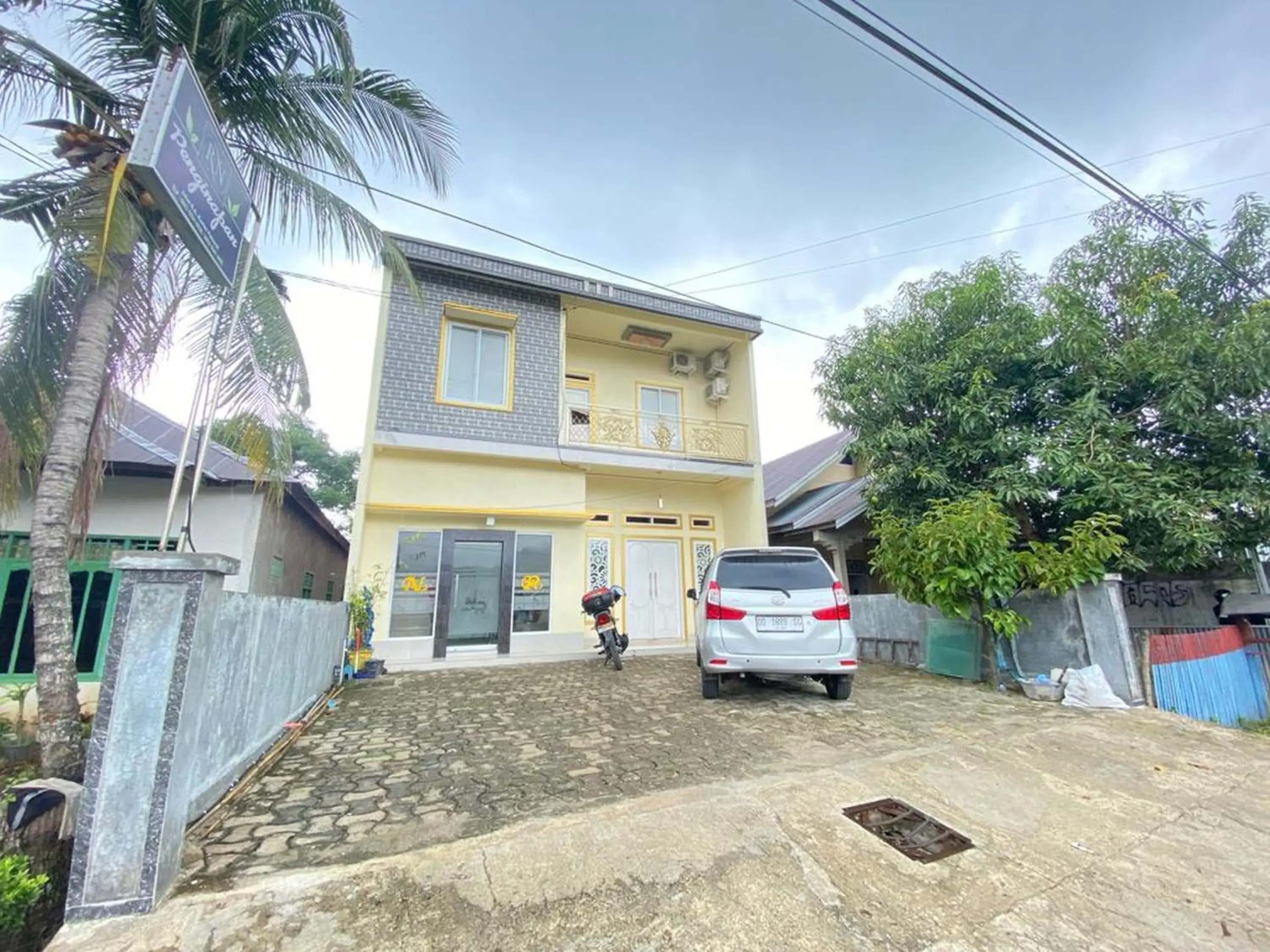 Homestay RN near Taman Bambu Runcing Polewali Homestay RN near Taman Bambu Runcing Polewali