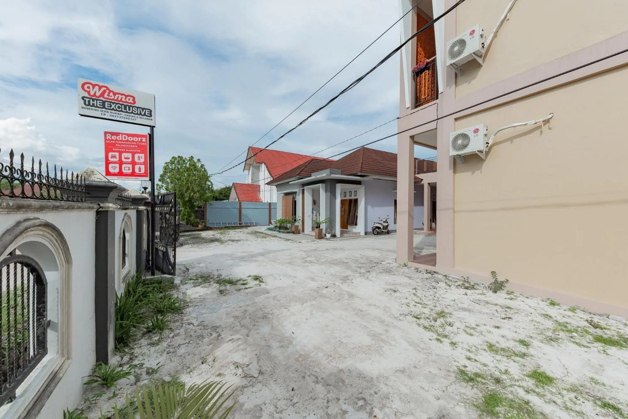 Property building in RedDoorz @ Jln Temanggung Tilung Palangkaraya