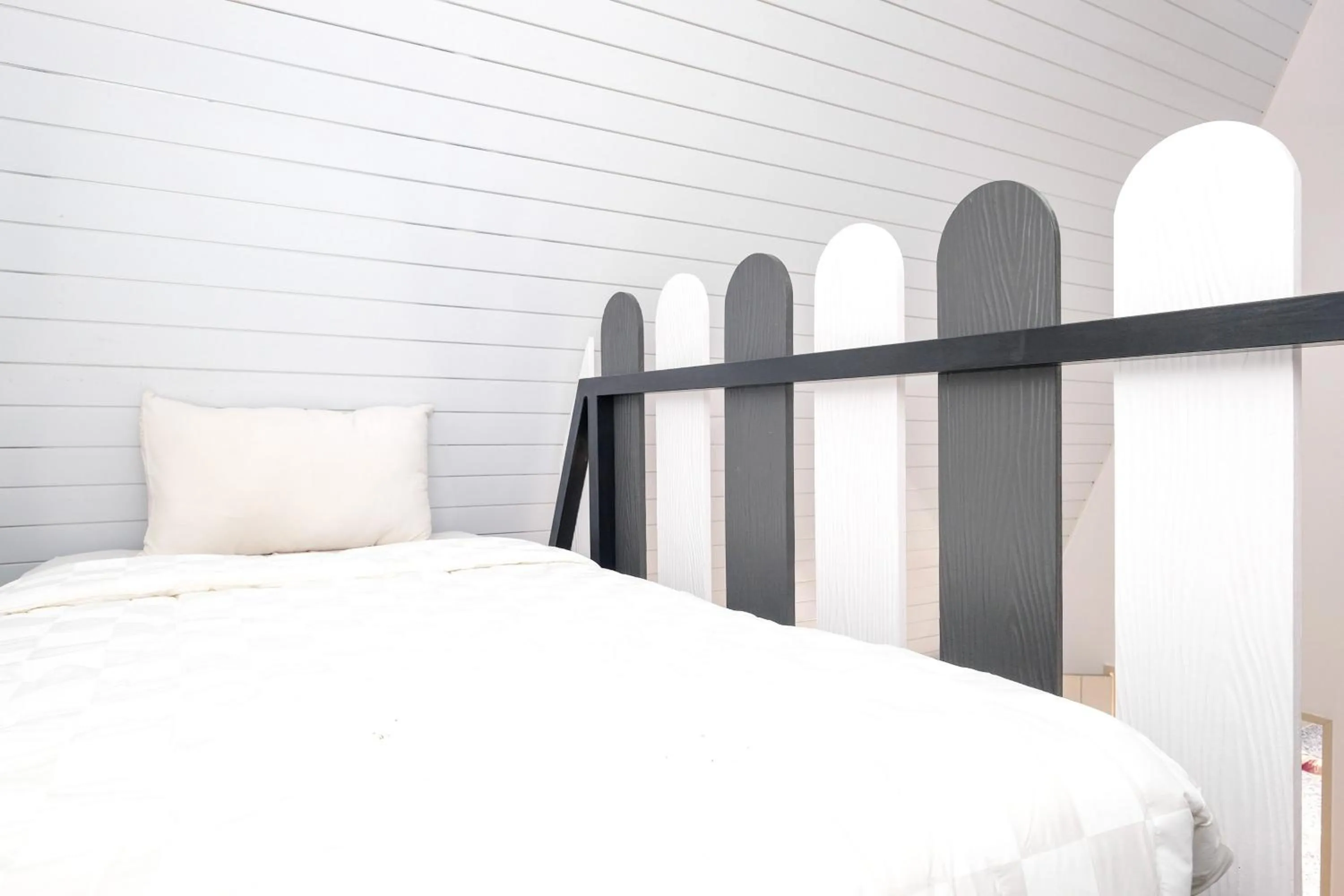 Bedroom, Bed in RedDoorz @ myRoom UMY