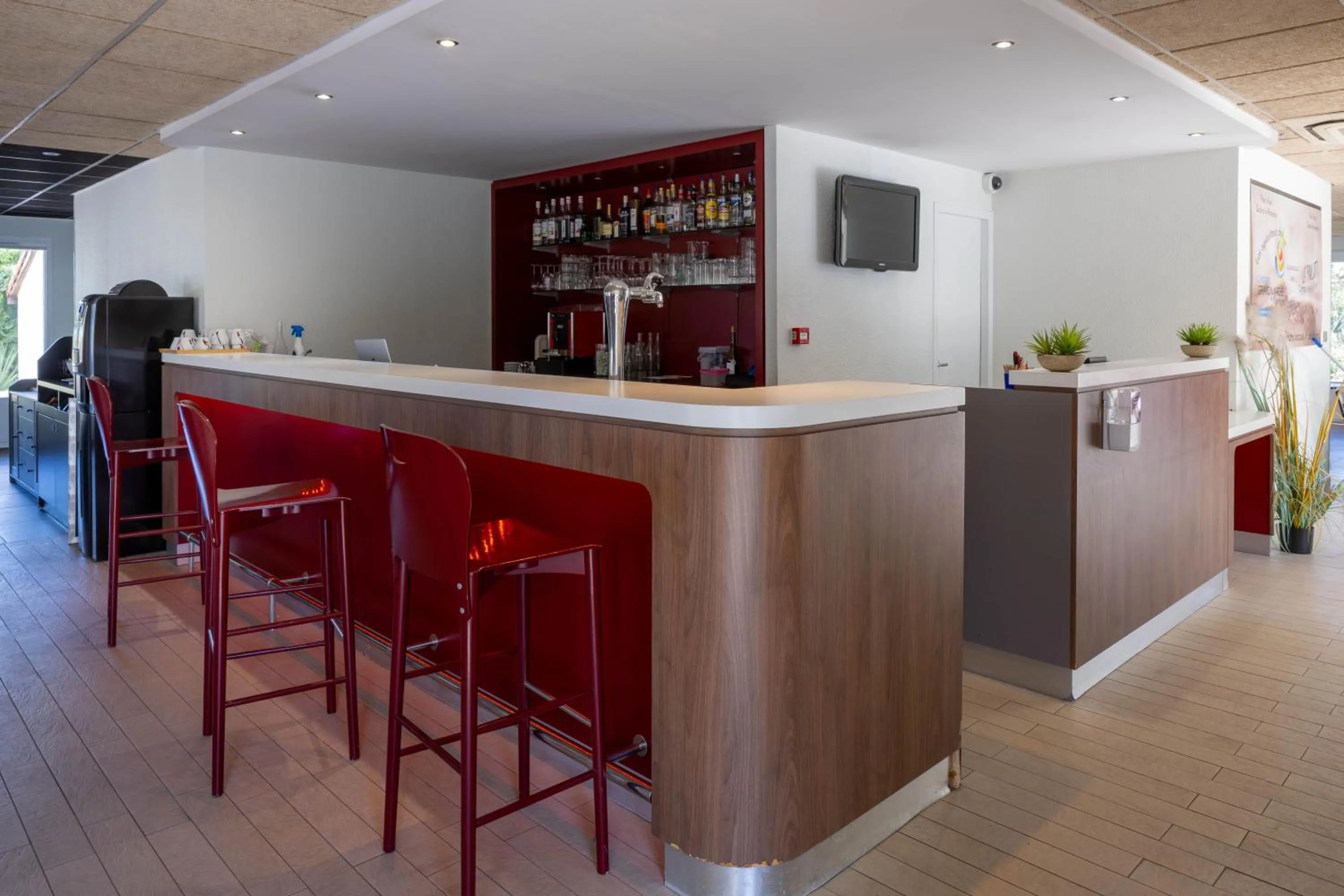 Lounge or bar, Lounge/Bar in Campanile Arles