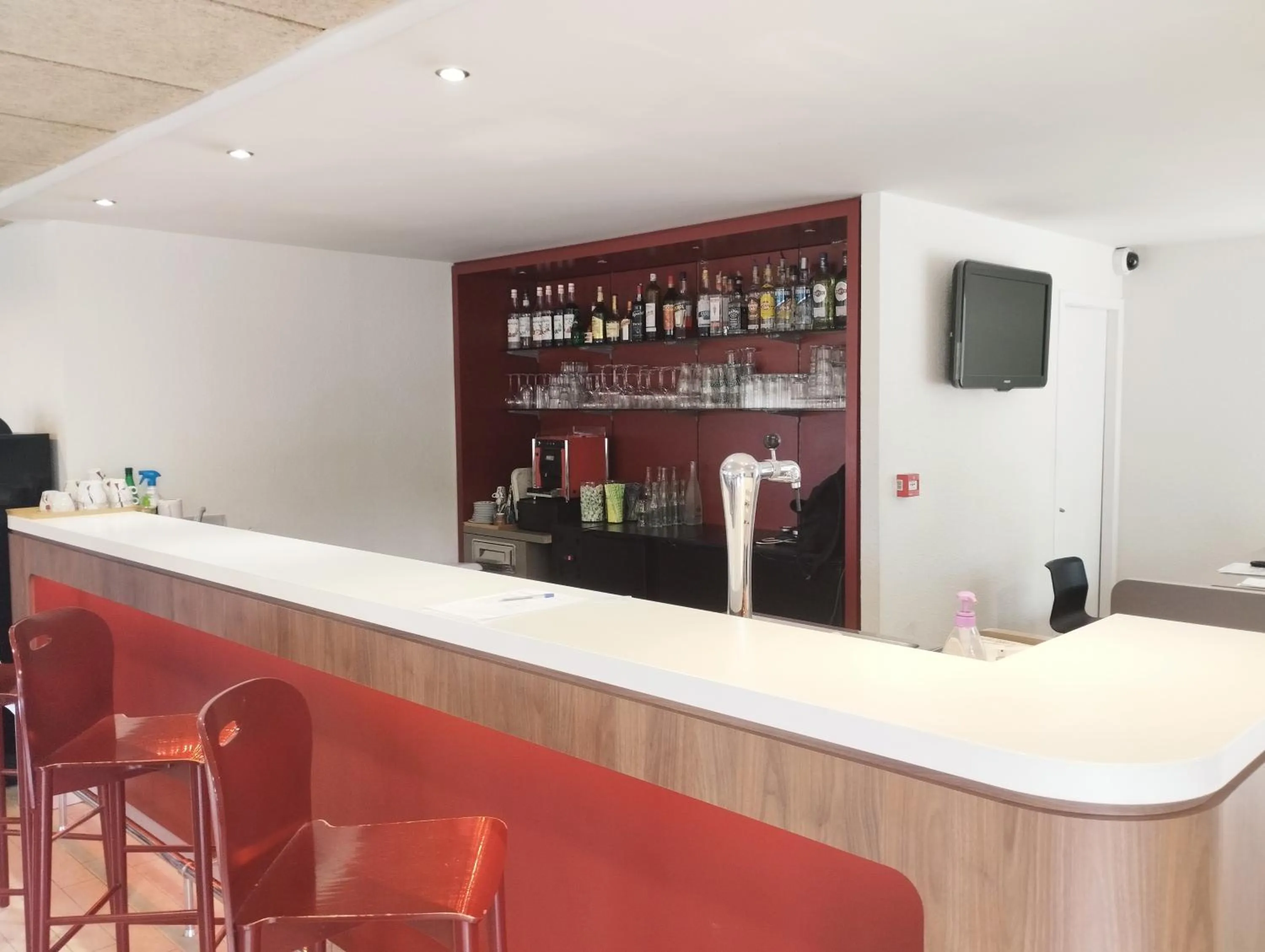 Lounge or bar, Lounge/Bar in Campanile Arles