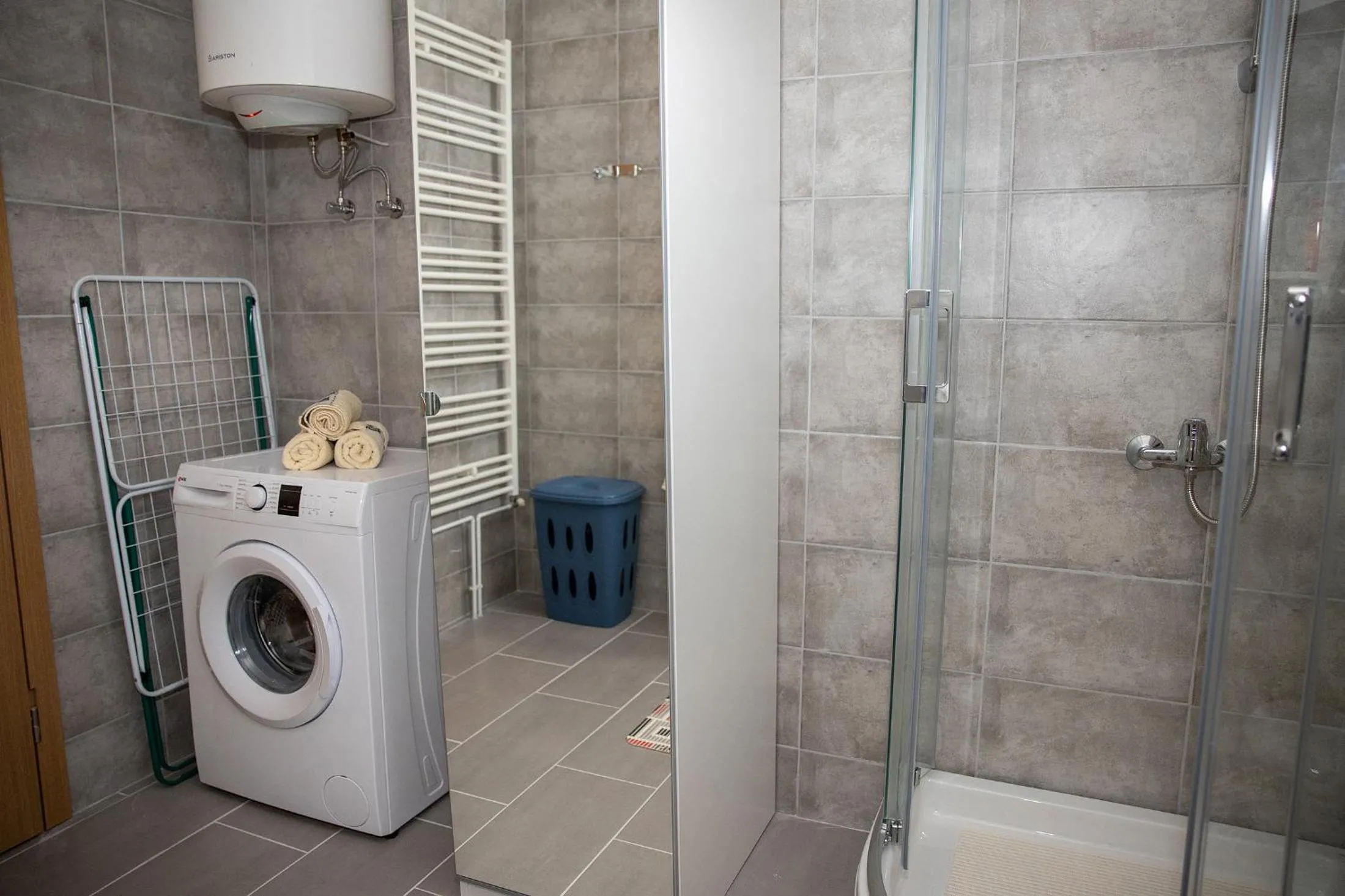 Apartmani i Sobe Kočiš