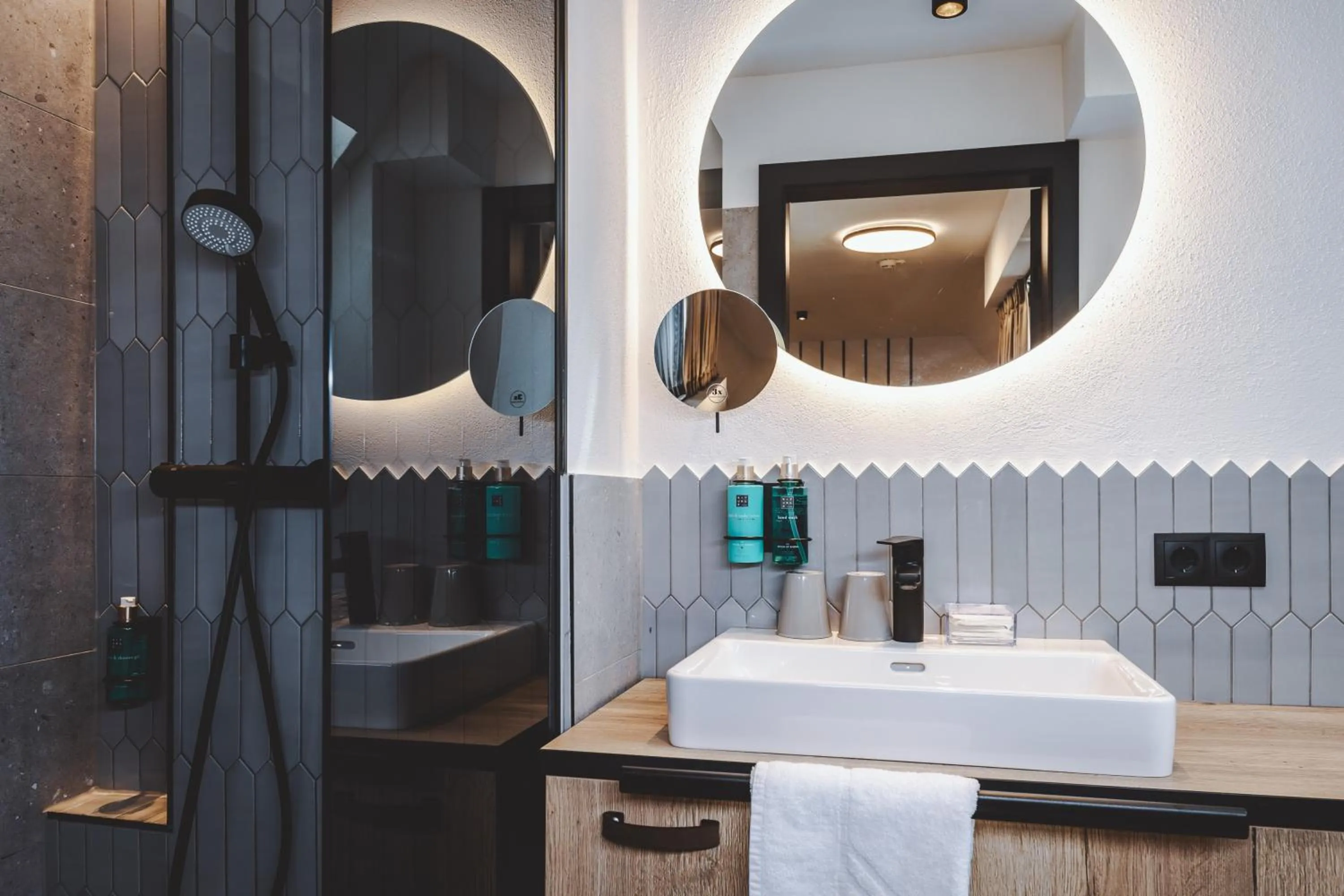 Bathroom in The Gast House Zell am See