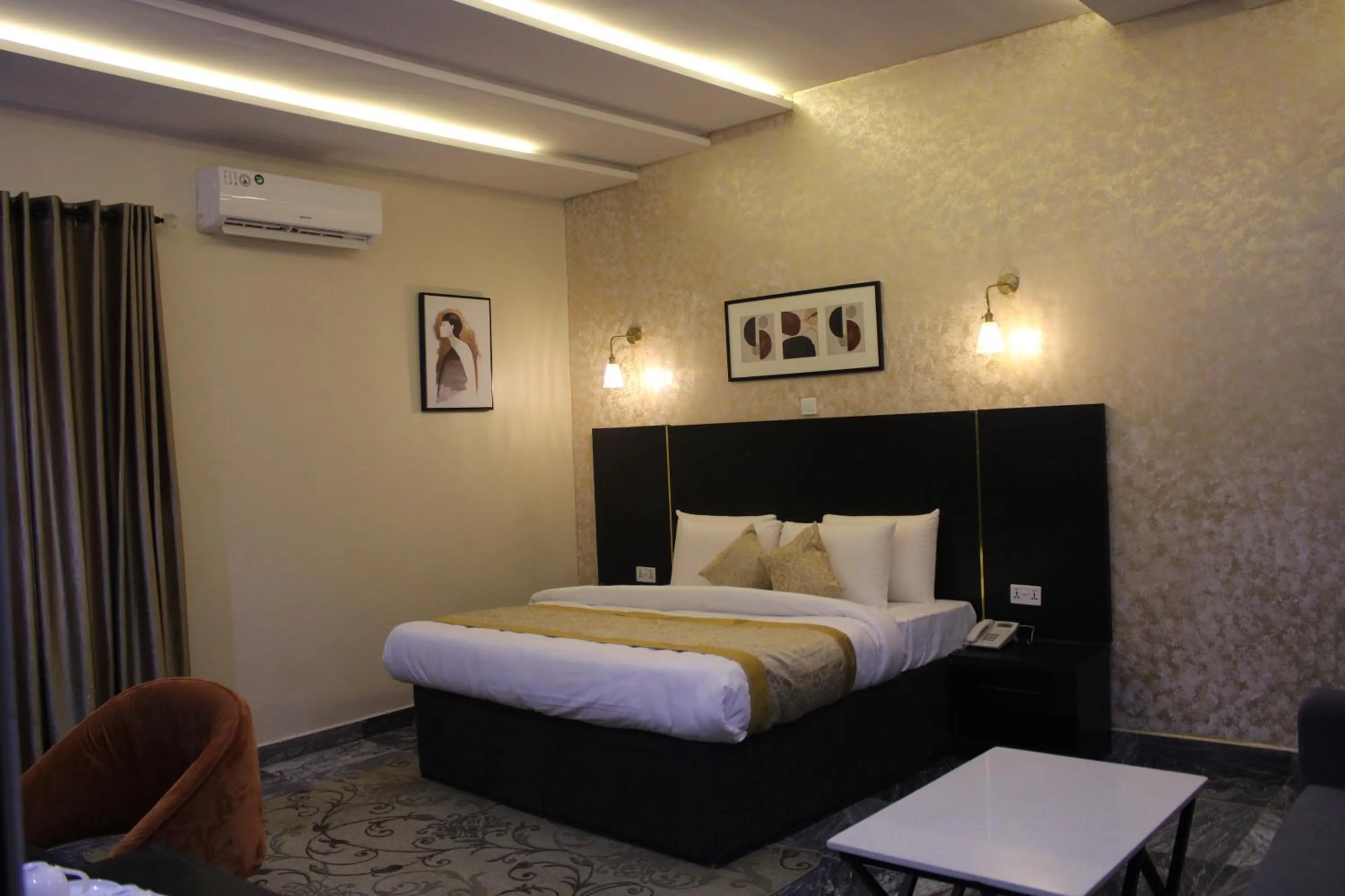 Bed in Residency Hotel Lekki Phase 1