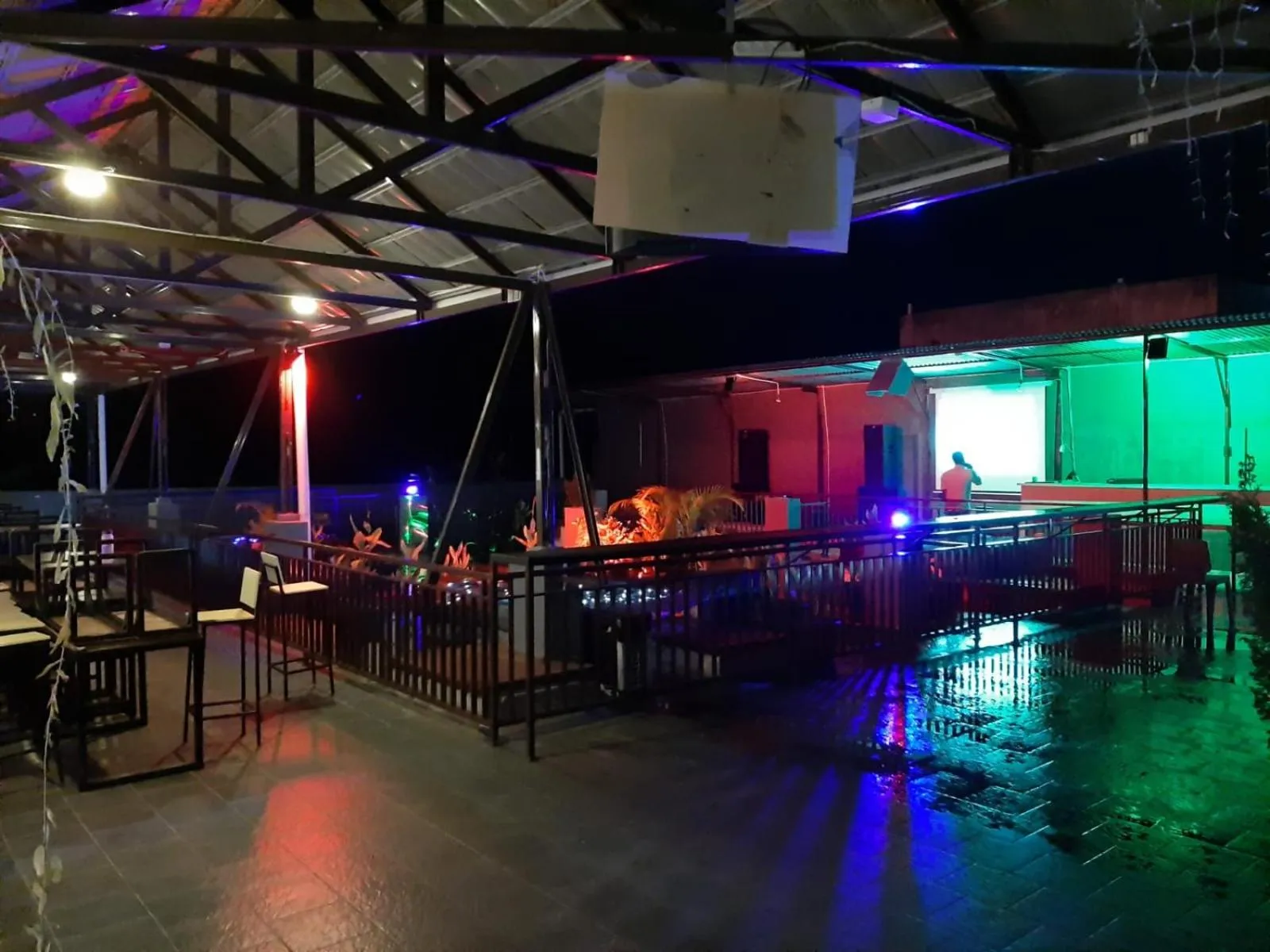 Restaurant/places to eat in Hotel 929 Lubuklinggau