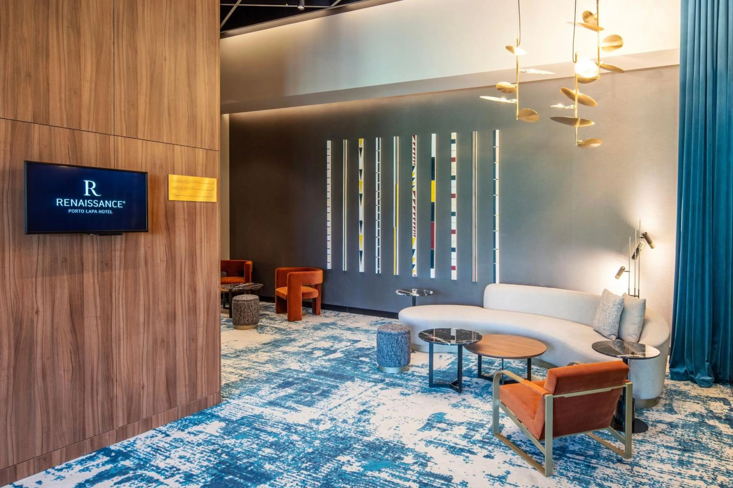 Meeting/conference room in Renaissance Porto Lapa Hotel