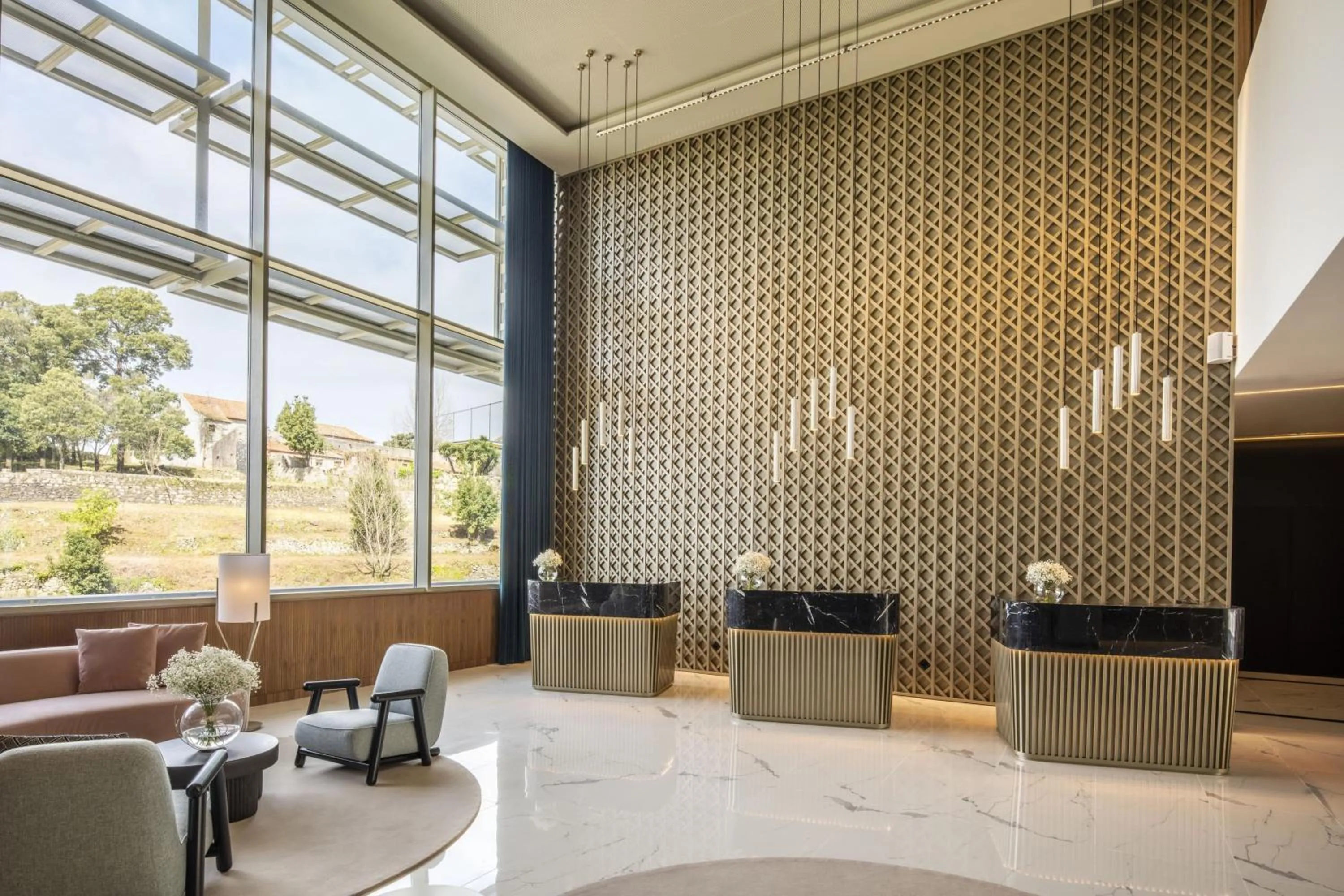 Lobby or reception in Renaissance Porto Lapa Hotel