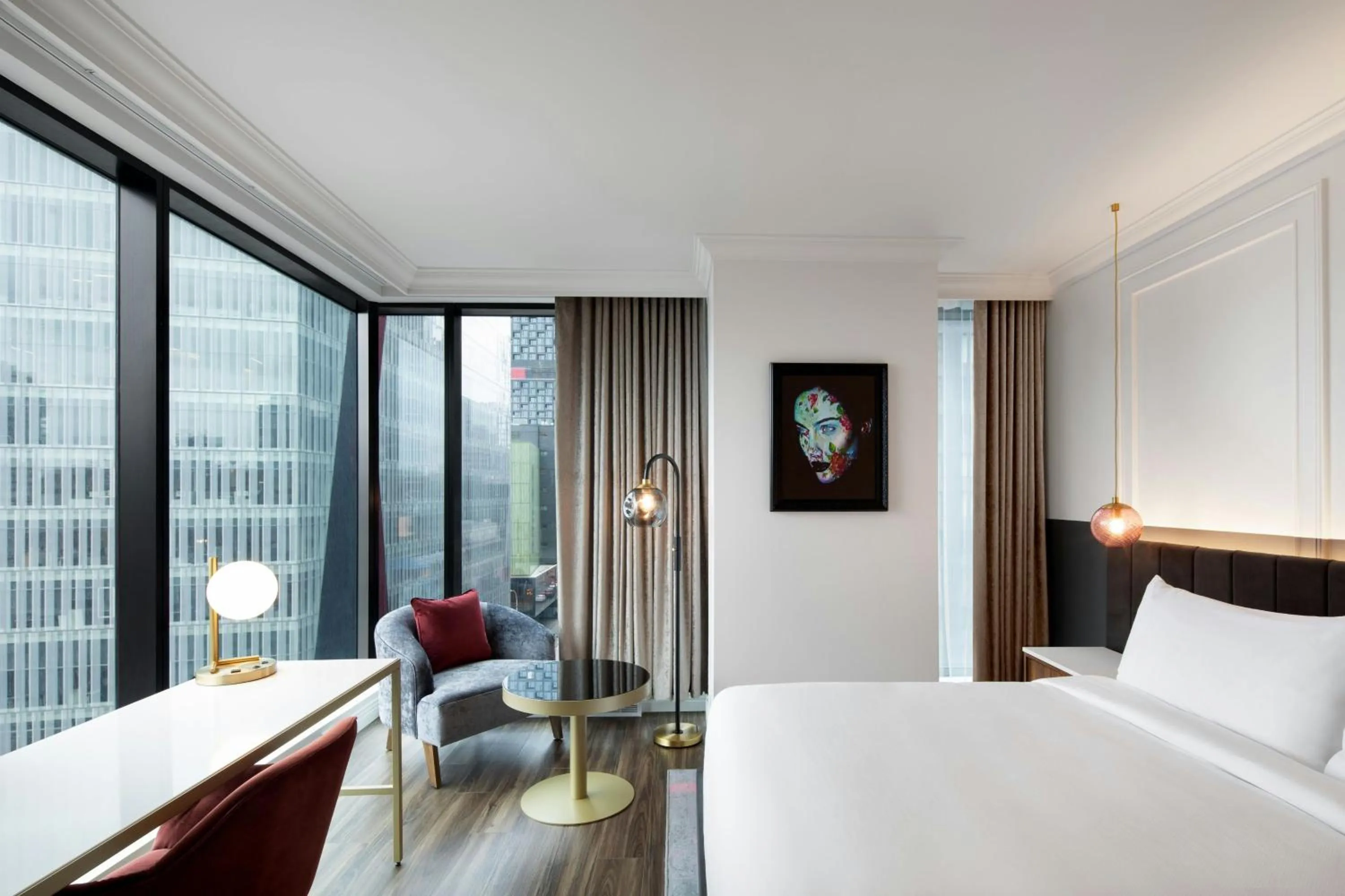 Photo of the whole room, Bed in HONEYROSE Hotel, Montreal, a Tribute Portfolio Hotel