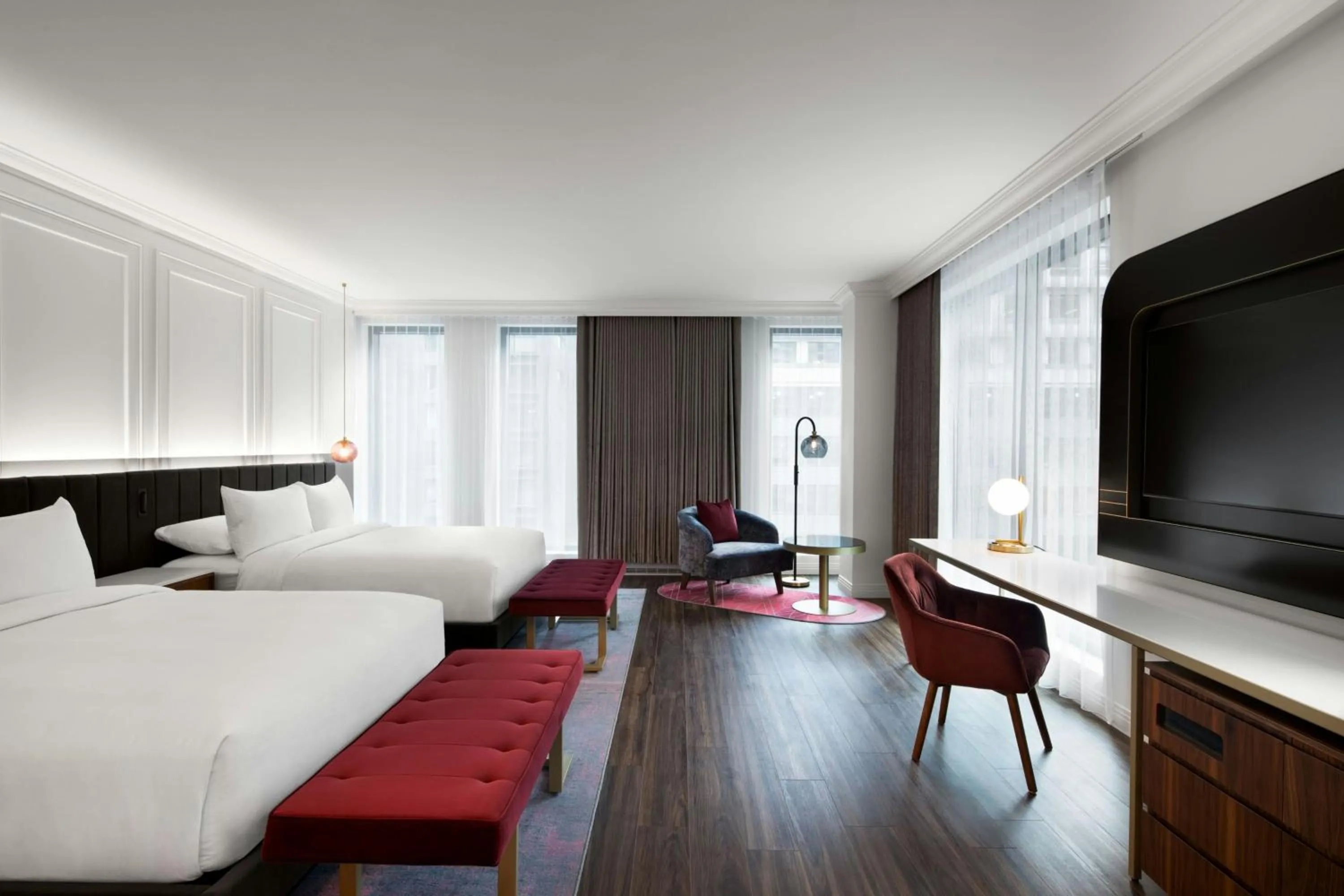 Photo of the whole room, Bed in HONEYROSE Hotel, Montreal, a Tribute Portfolio Hotel