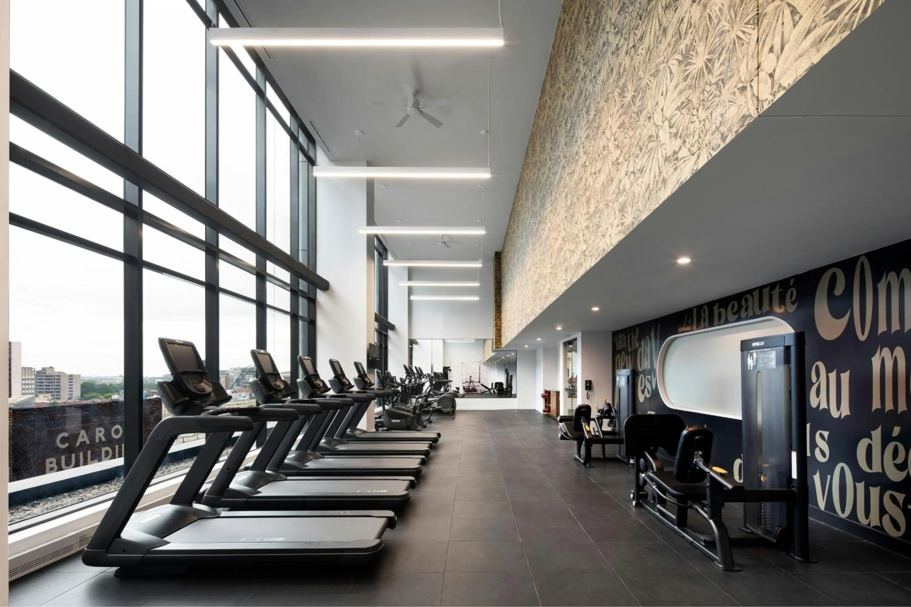 Fitness centre/facilities in HONEYROSE Hotel, Montreal, a Tribute Portfolio Hotel