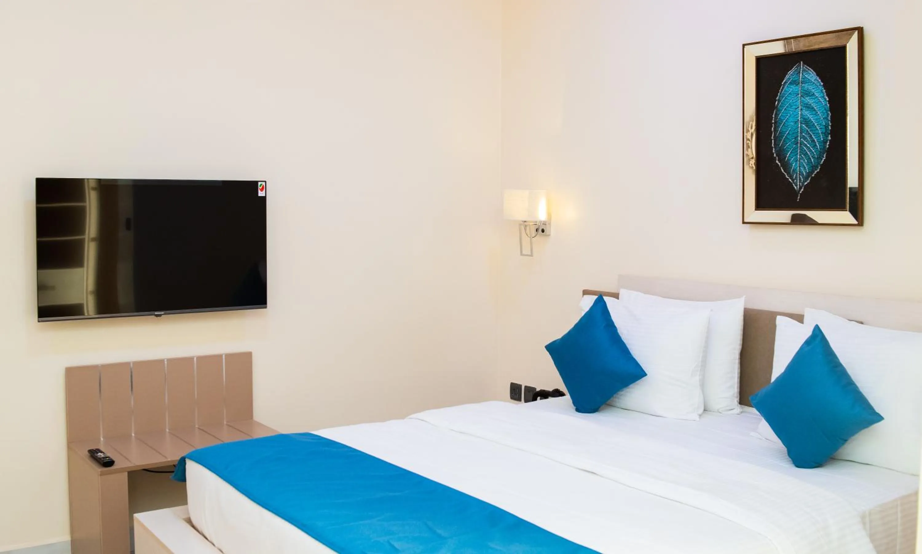 Bed in BKT Cribs - Apartments & Suites