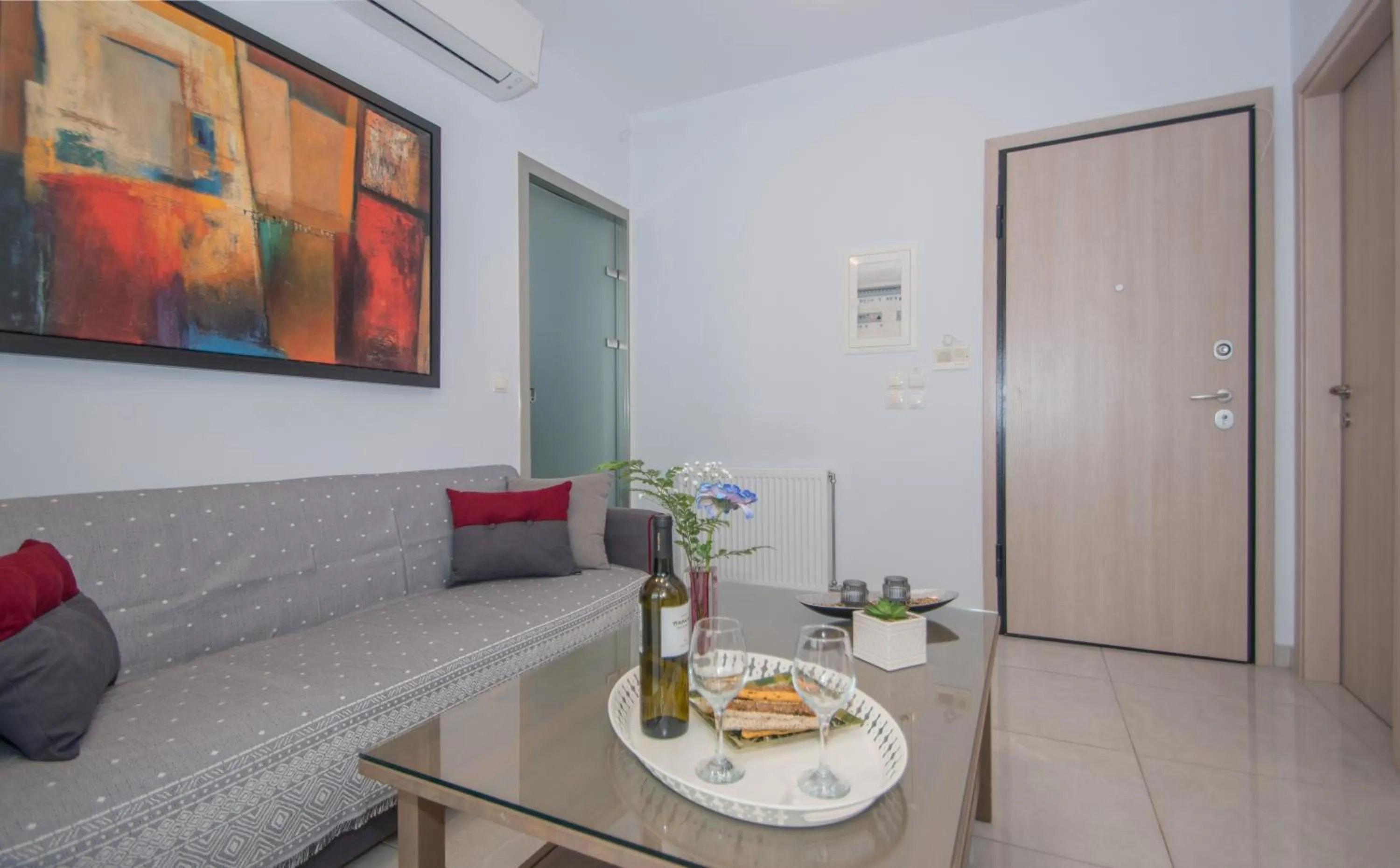 Living room in Victor Junior Suite by "elite"