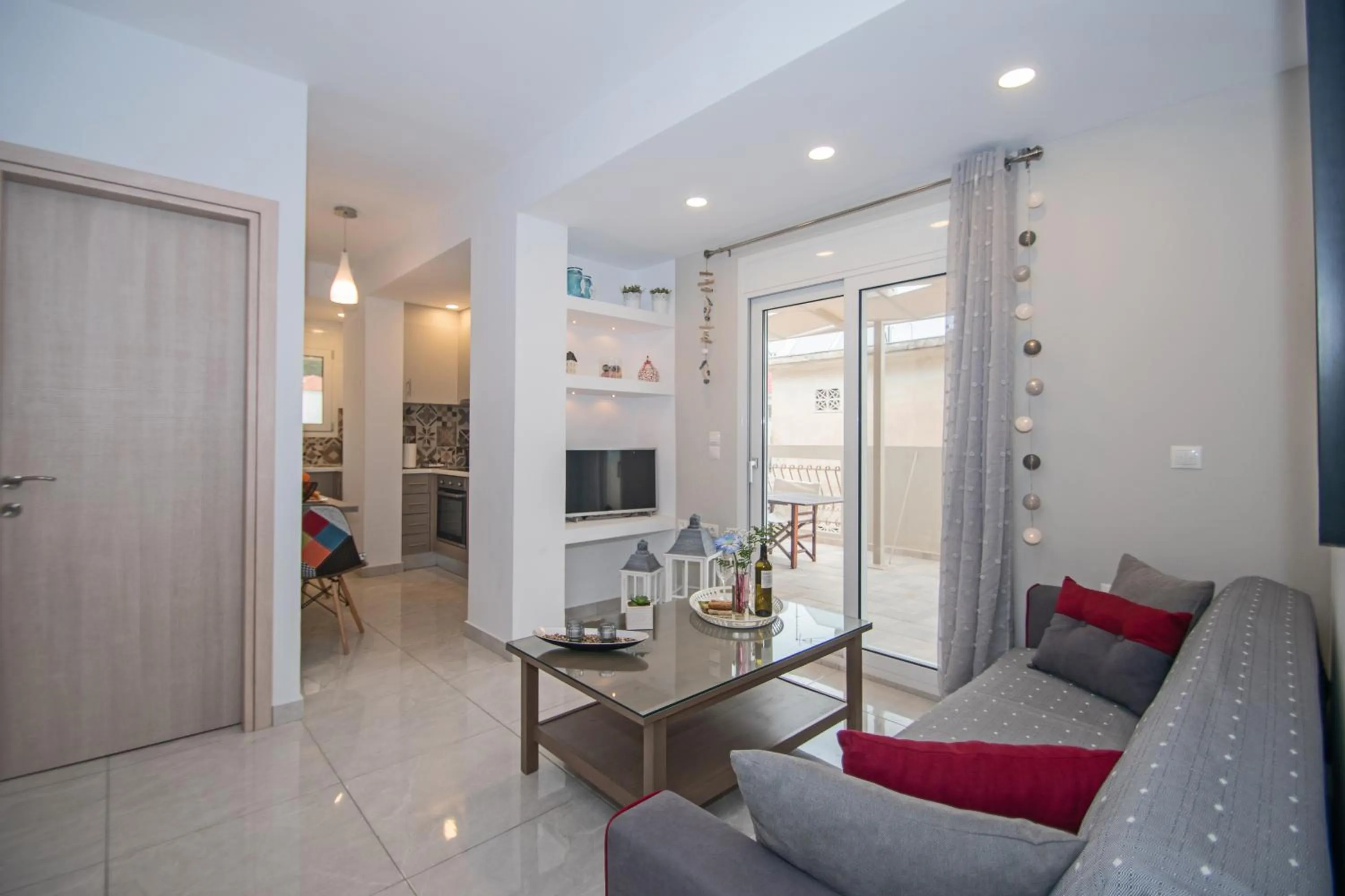 TV and multimedia in Victor Junior Suite by "elite"