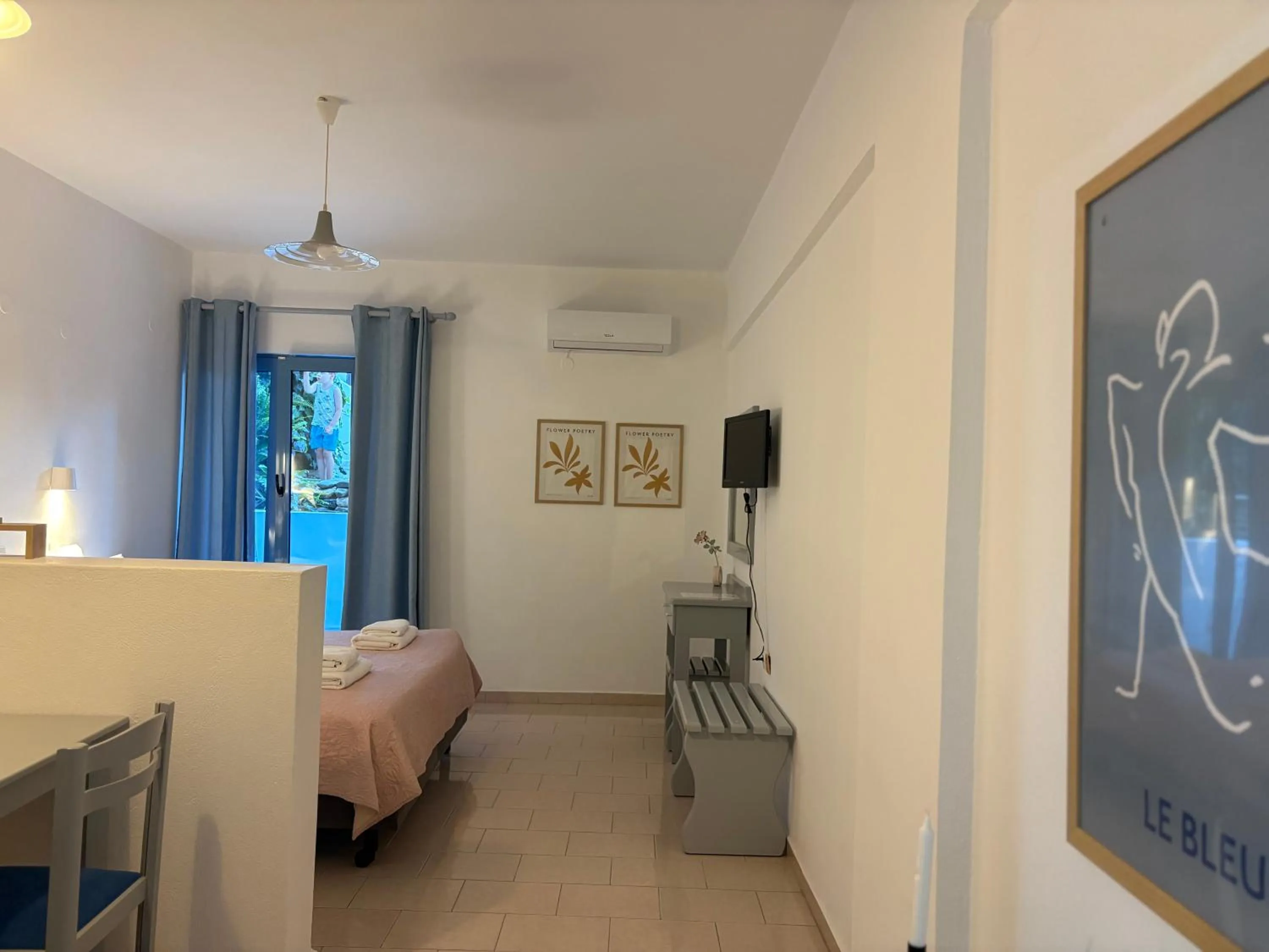 Bed in Villa Mertiza