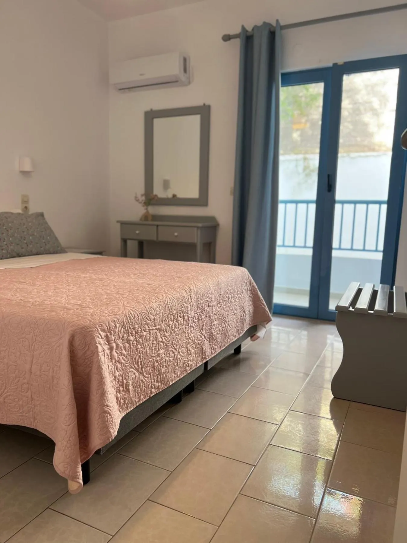 Bed in Villa Mertiza