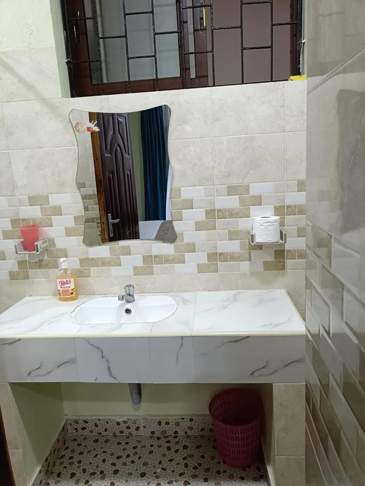 Kitchen or kitchenette in Calitwapa Studios Mtwapa