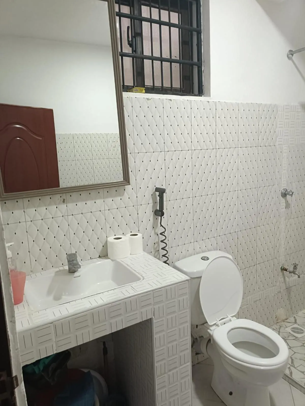Shower in Calitwapa Studios Mtwapa