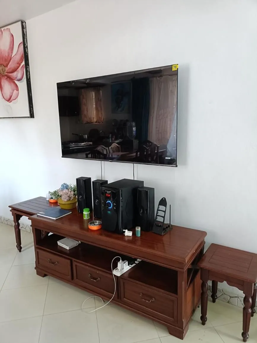 TV and multimedia in Calitwapa Studios Mtwapa