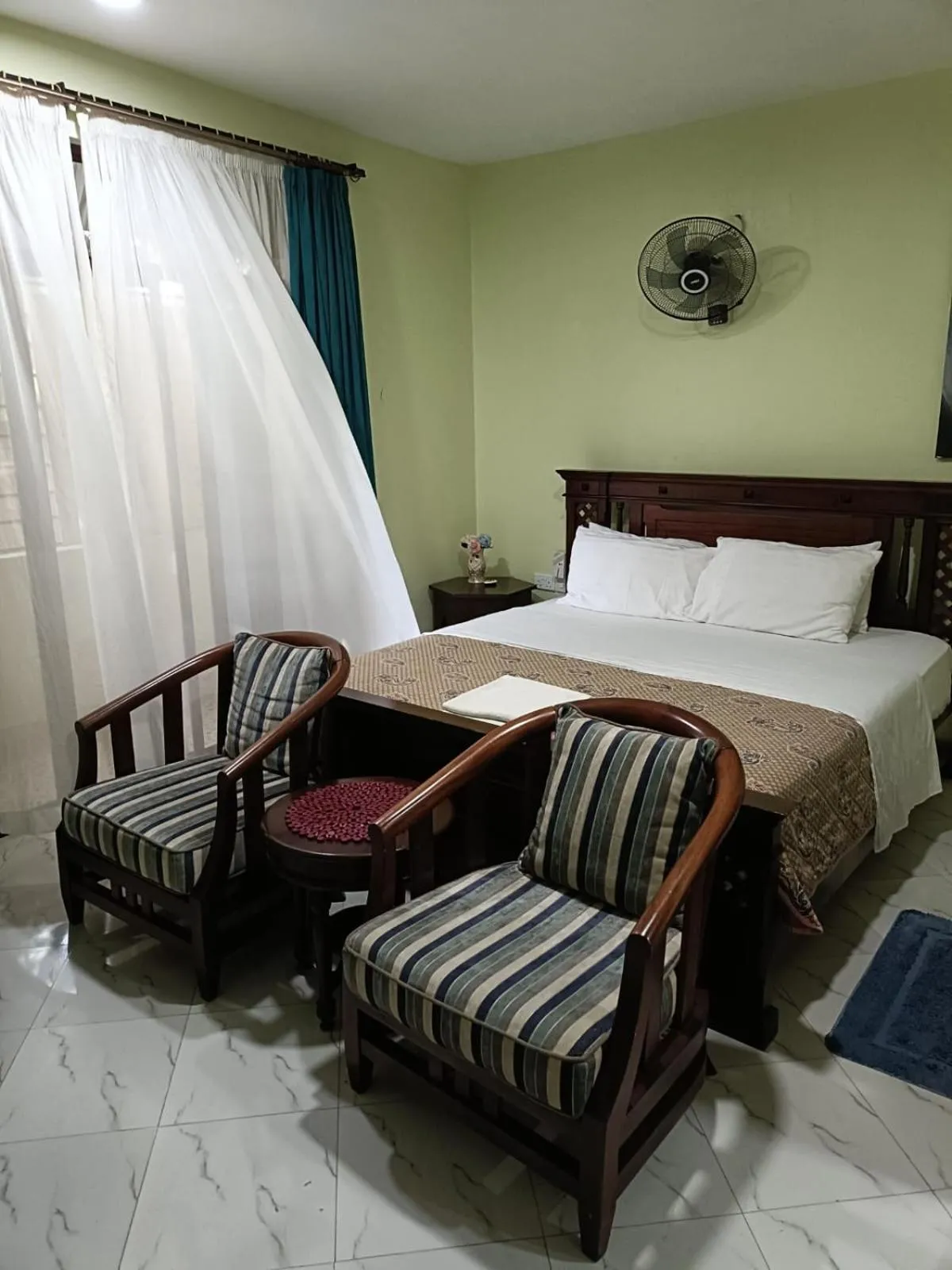 Bed in Calitwapa Studios Mtwapa