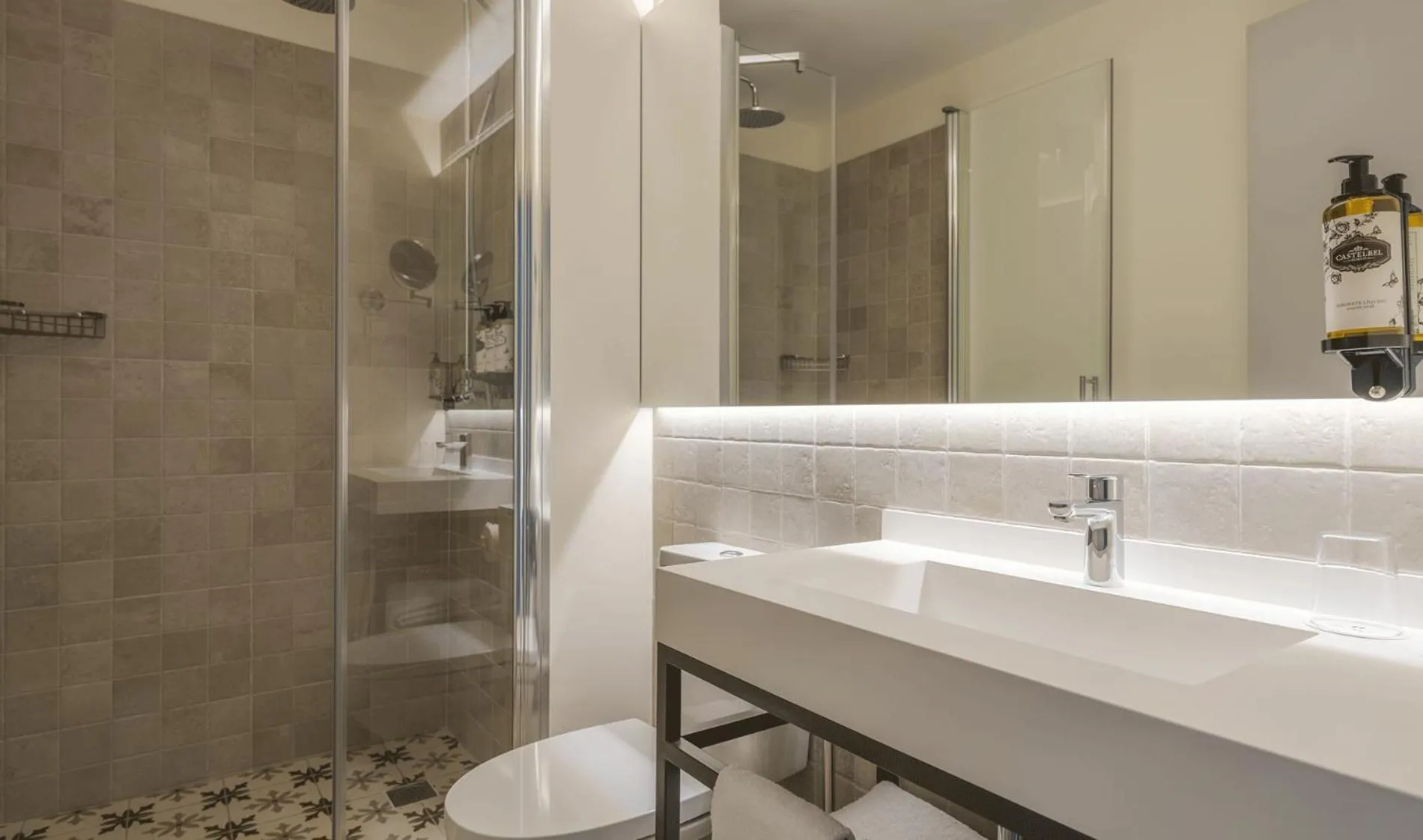 Bathroom in Pousada Alfama