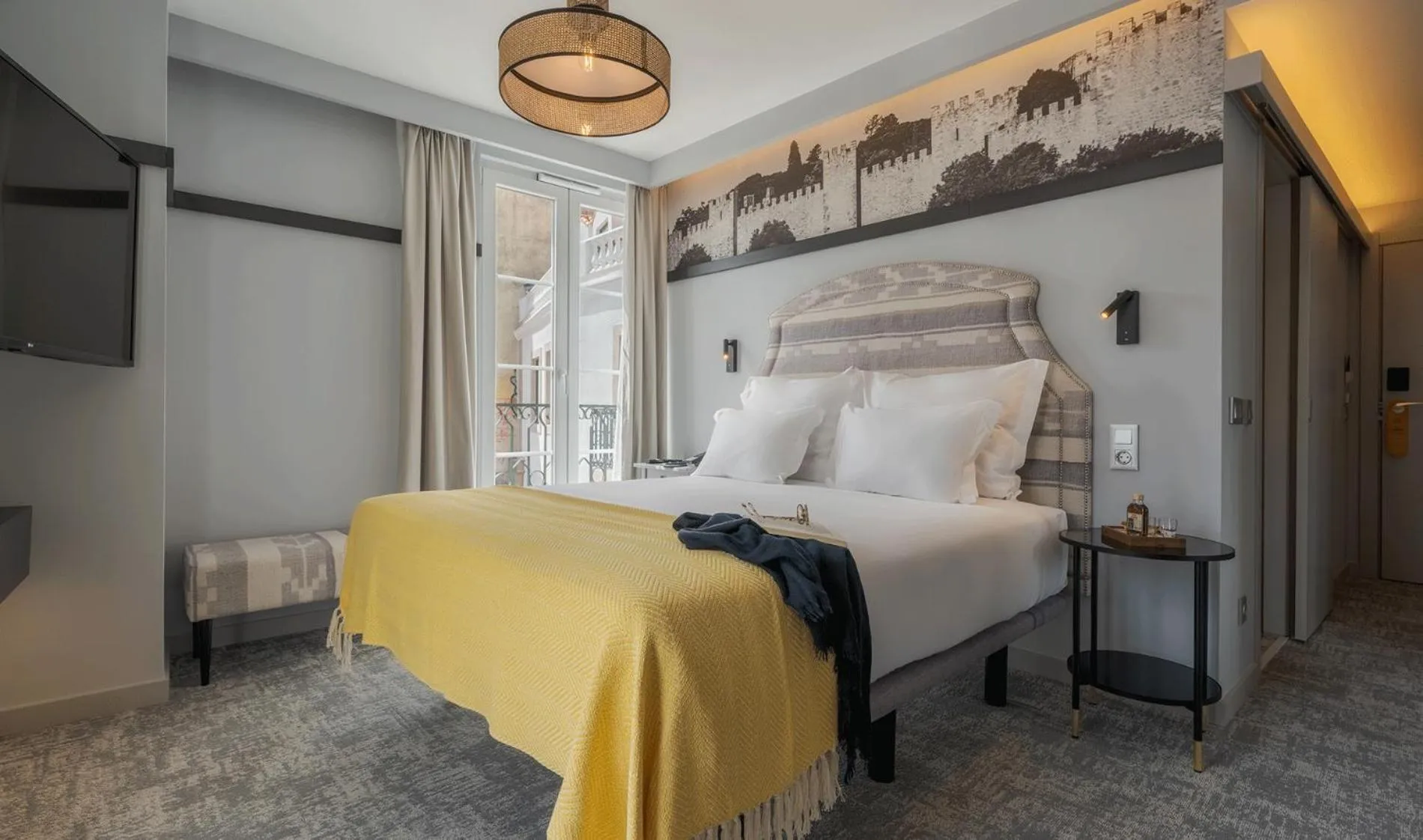 Decorative detail, Bed in Pousada Alfama