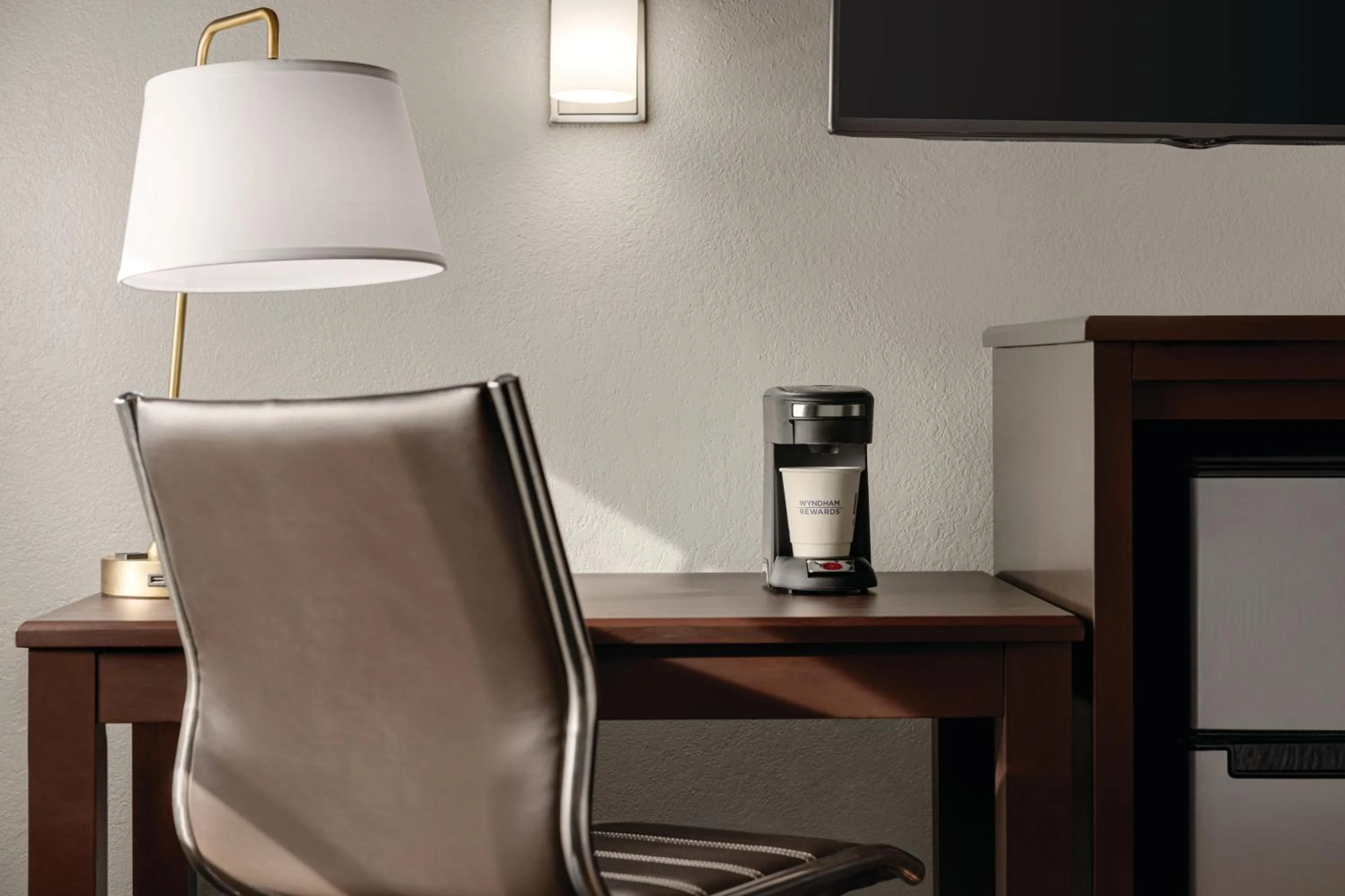 Coffee/tea facilities in AmericInn by Wyndham Madison WI