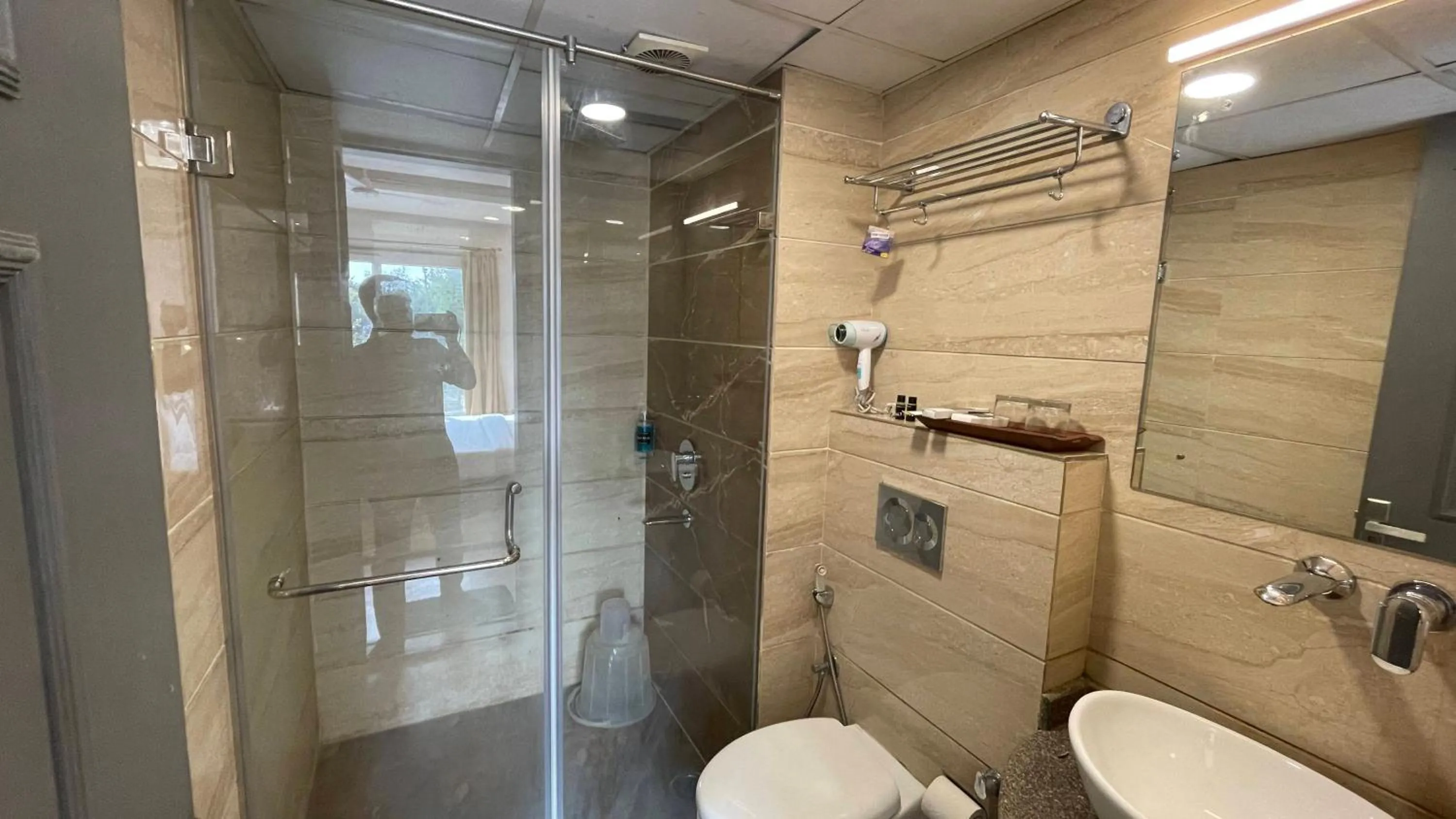 Shower in Saltstayz Express - Medicity Near Medanta Hospital