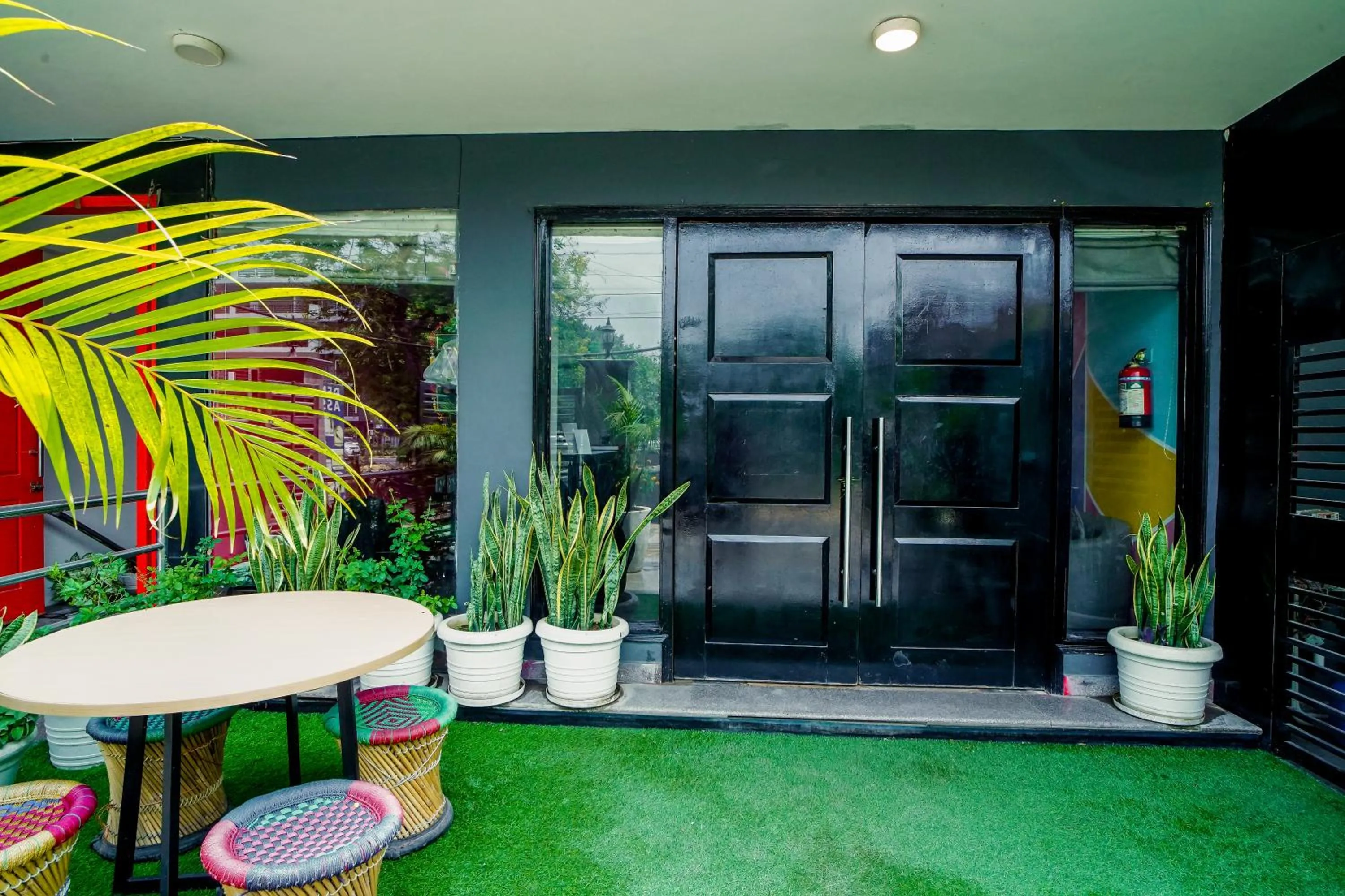 Patio in Saltstayz Express - Medicity Near Medanta Hospital