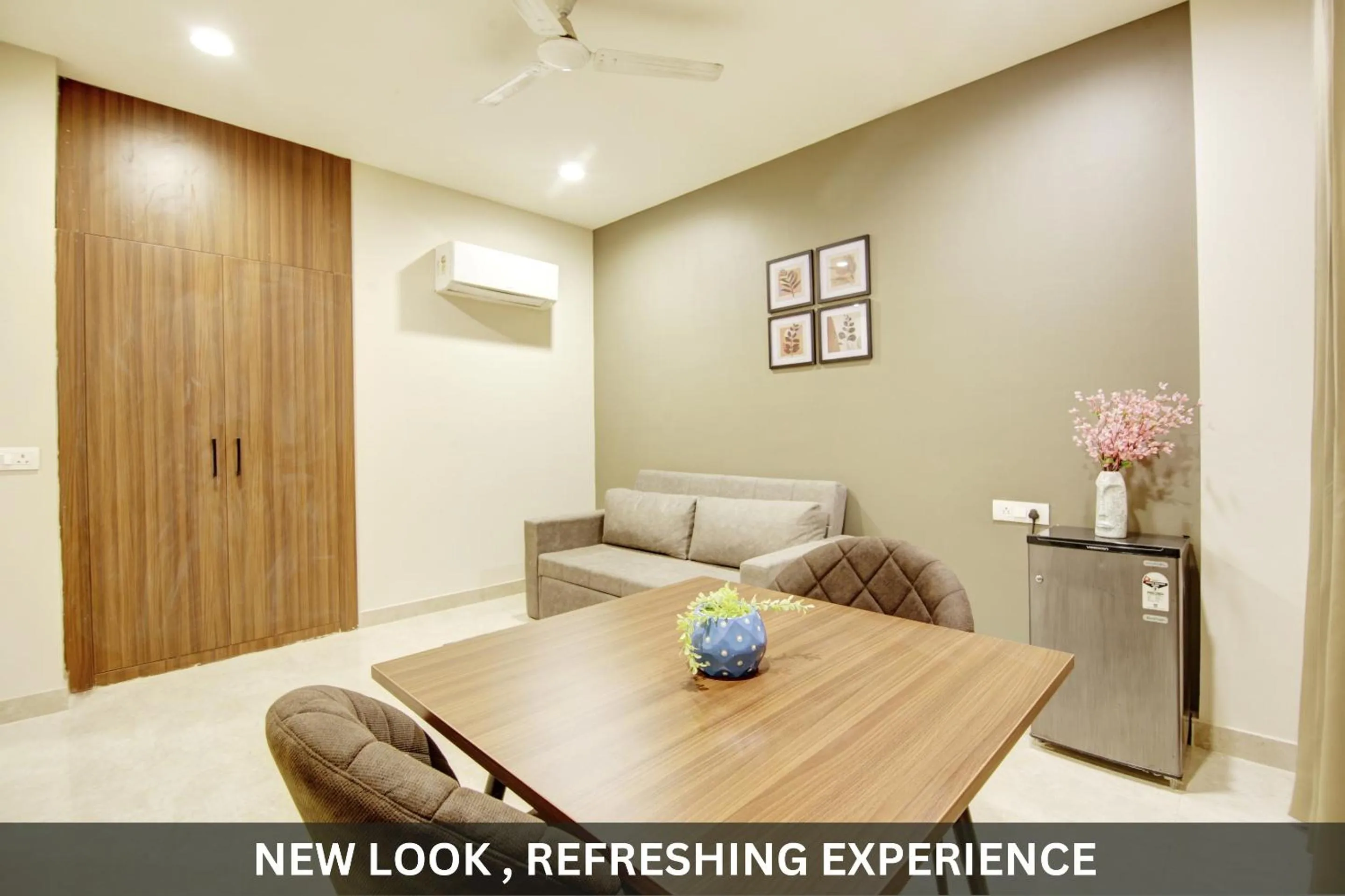 Living room in Saltstayz Select - Near Sohna Road City Center